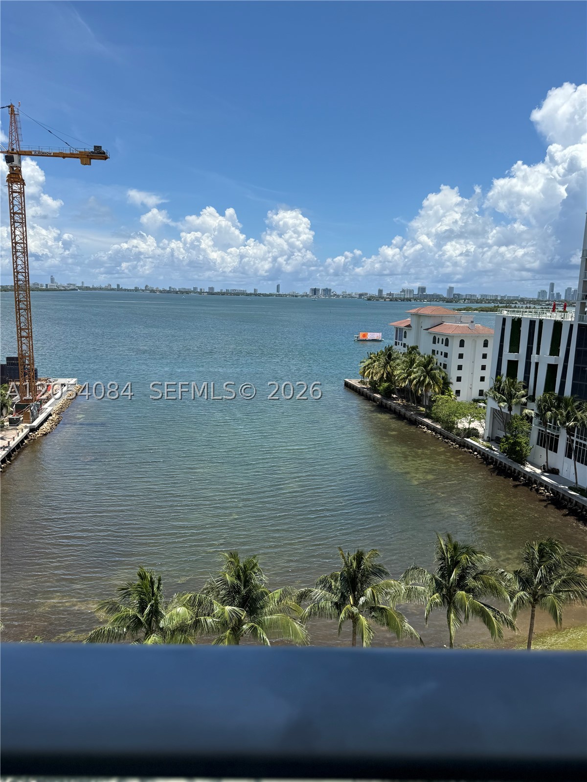 460 NE 28th St #803, Miami FL 33137