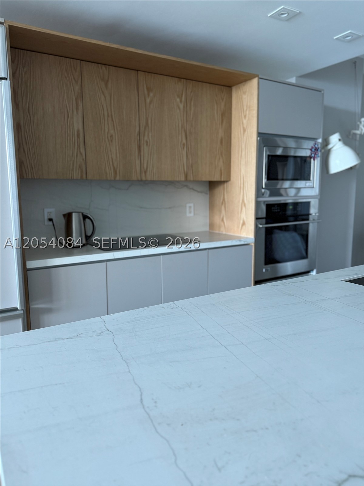460 NE 28th St #803, Miami FL 33137