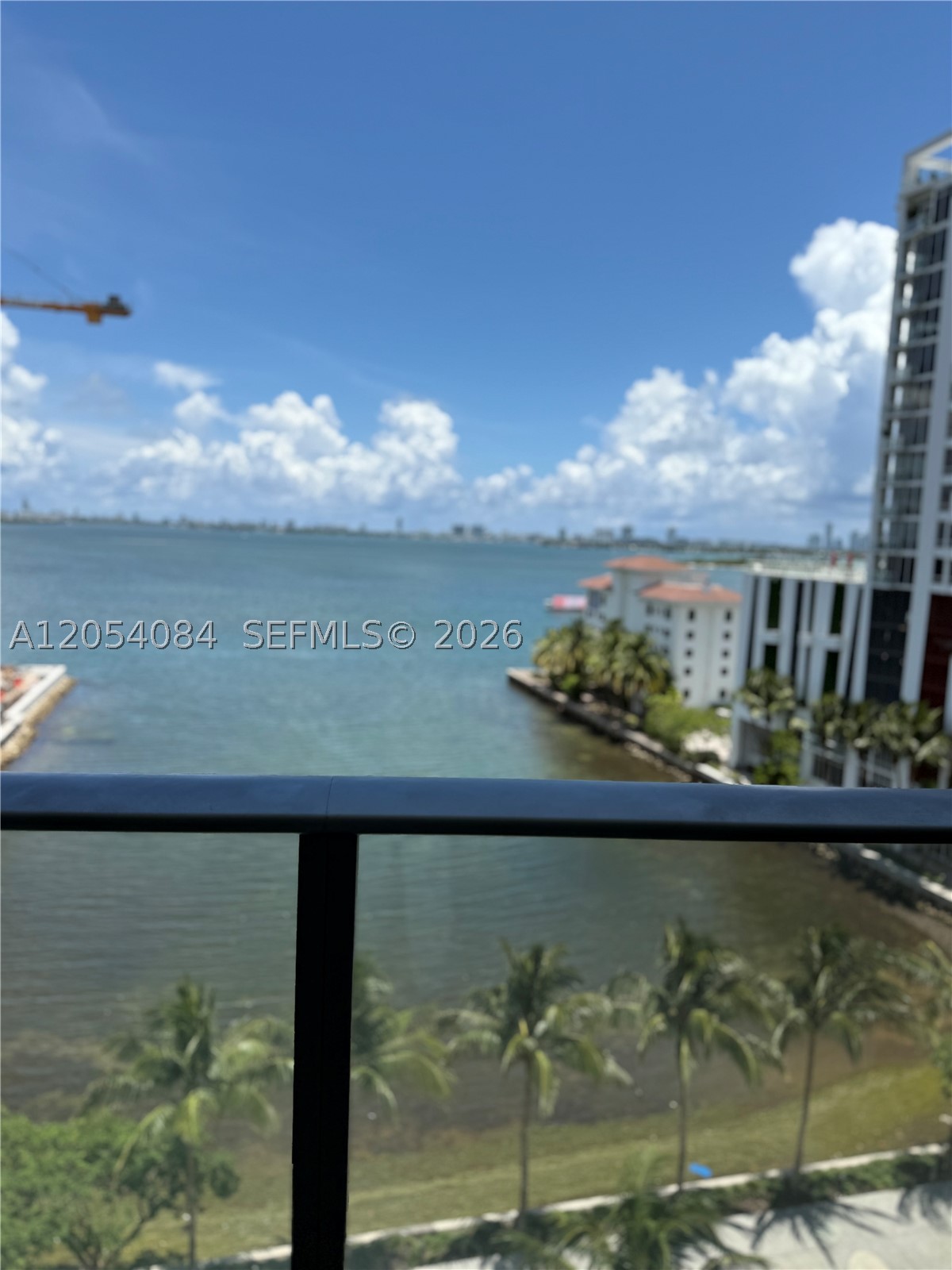 460 NE 28th St #803, Miami FL 33137