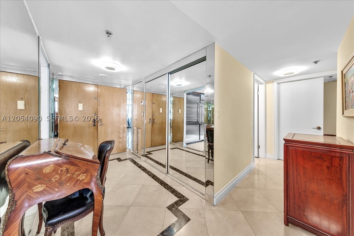 8877 Collins Ave #PH-2, Surfside FL 33154