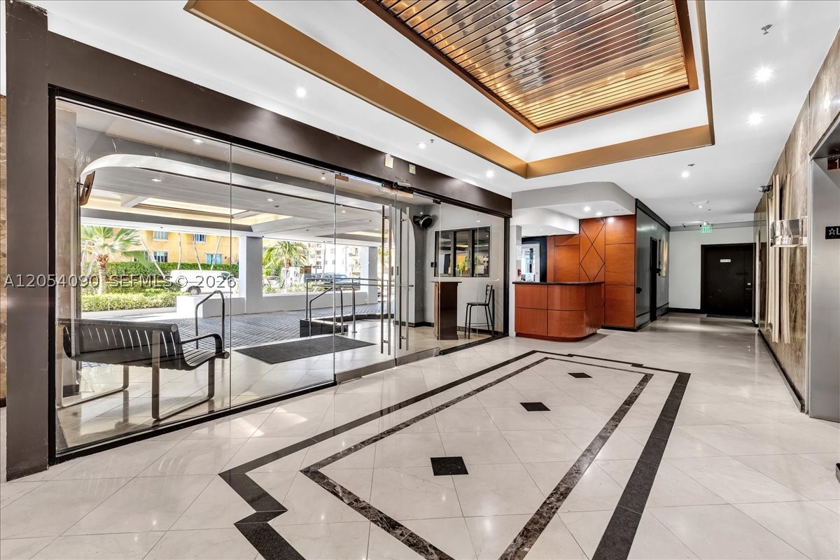 8877 Collins Ave #PH-2, Surfside FL 33154