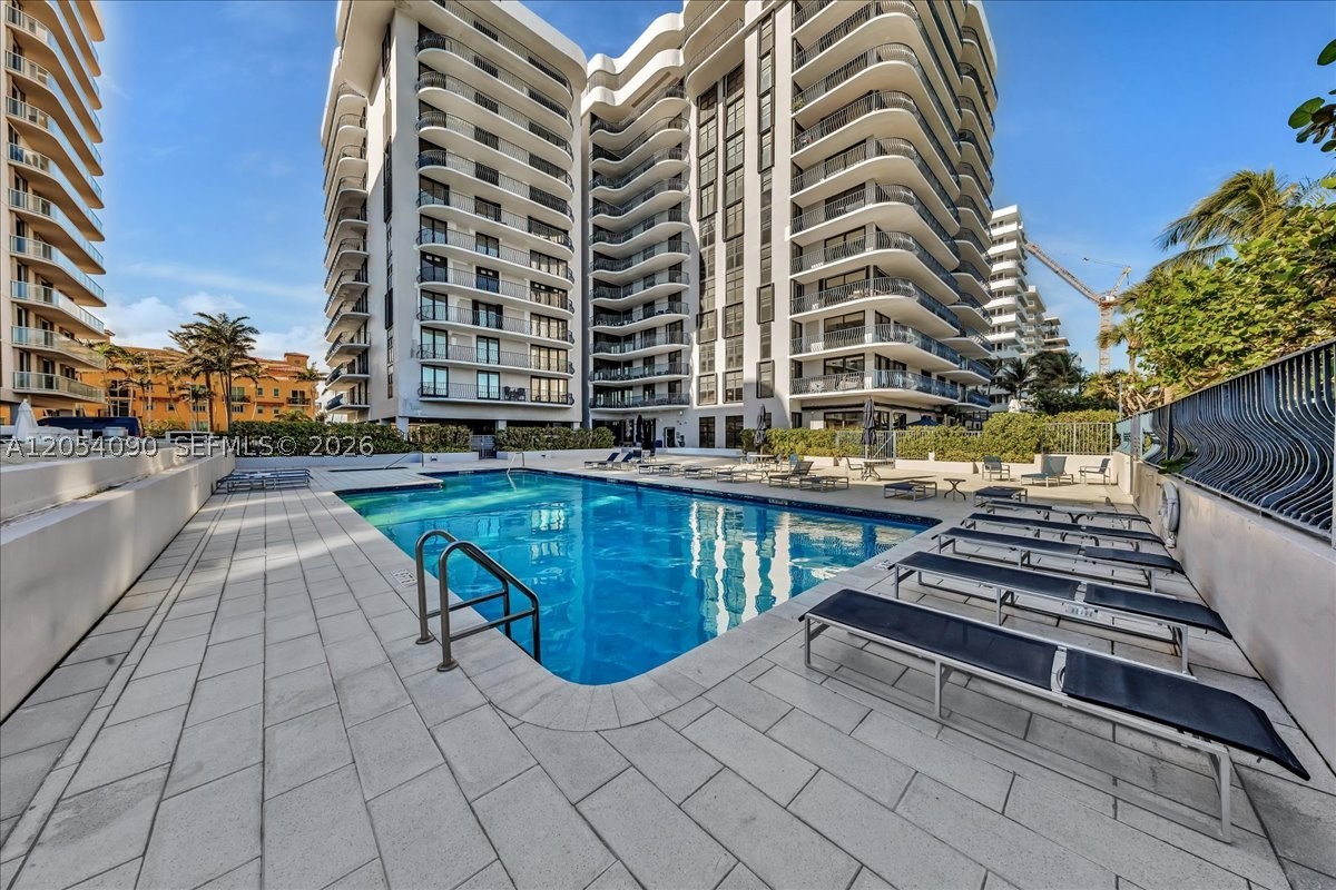 8877 Collins Ave #PH-2, Surfside FL 33154