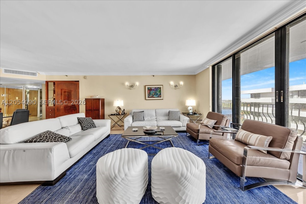 8877 Collins Ave #PH-2, Surfside FL 33154