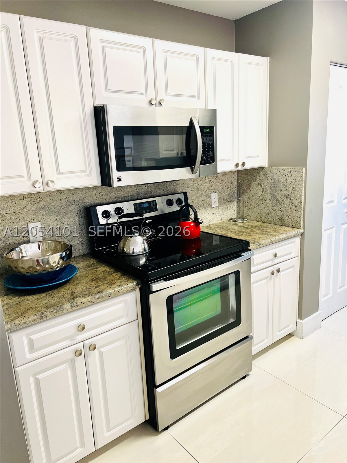 19901 E Country Club Dr #2401, Aventura FL 33180
