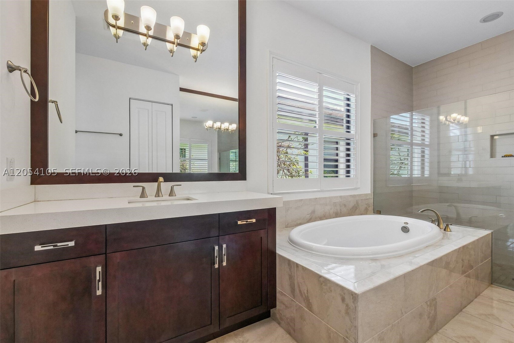 1053 SW 113th Way, Pembroke Pines FL 33025