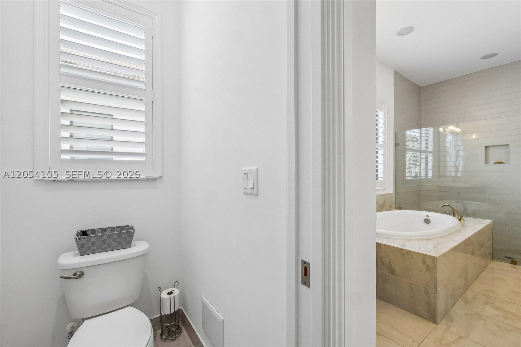 1053 SW 113th Way, Pembroke Pines FL 33025