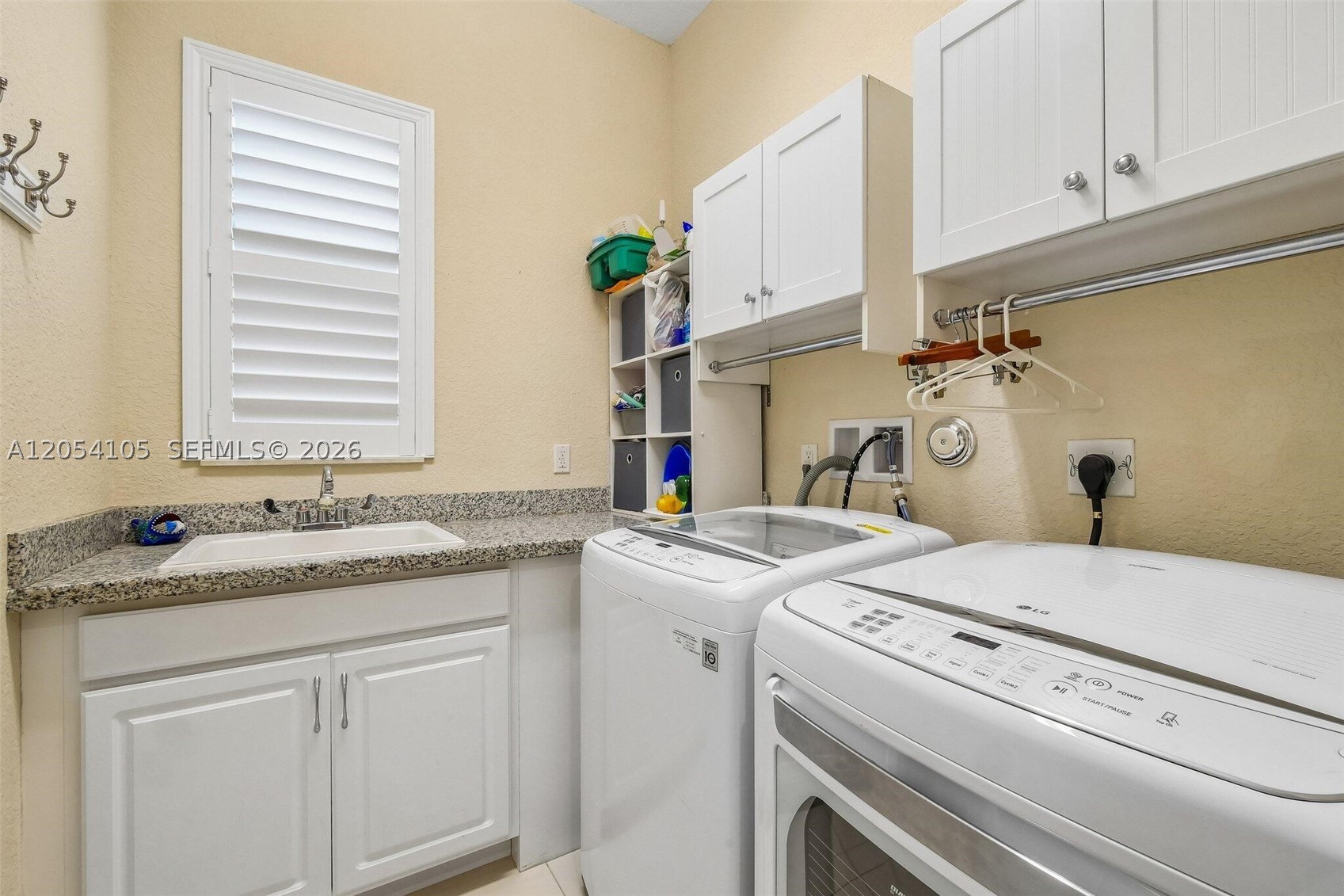 1053 SW 113th Way, Pembroke Pines FL 33025