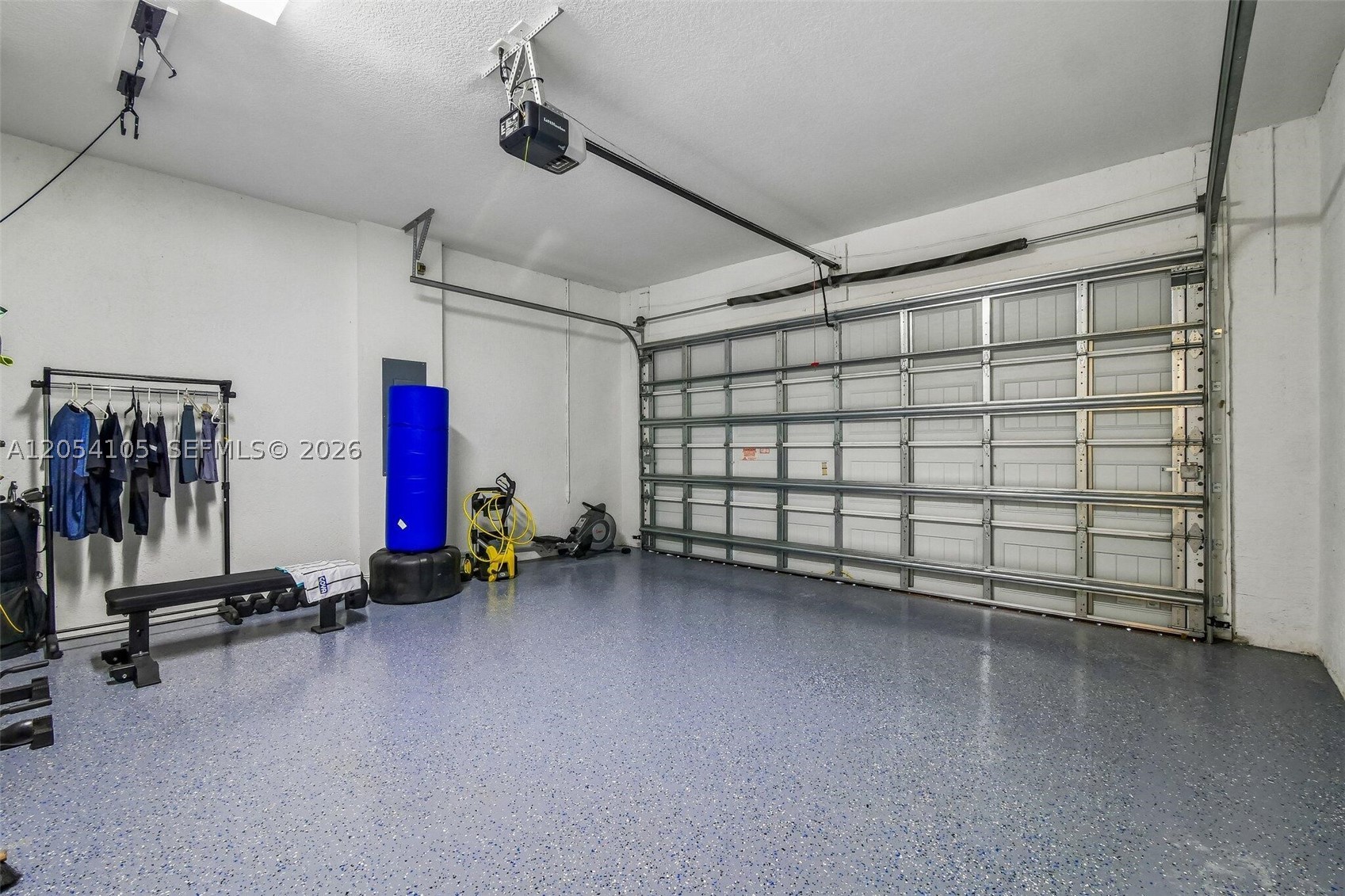 1053 SW 113th Way, Pembroke Pines FL 33025