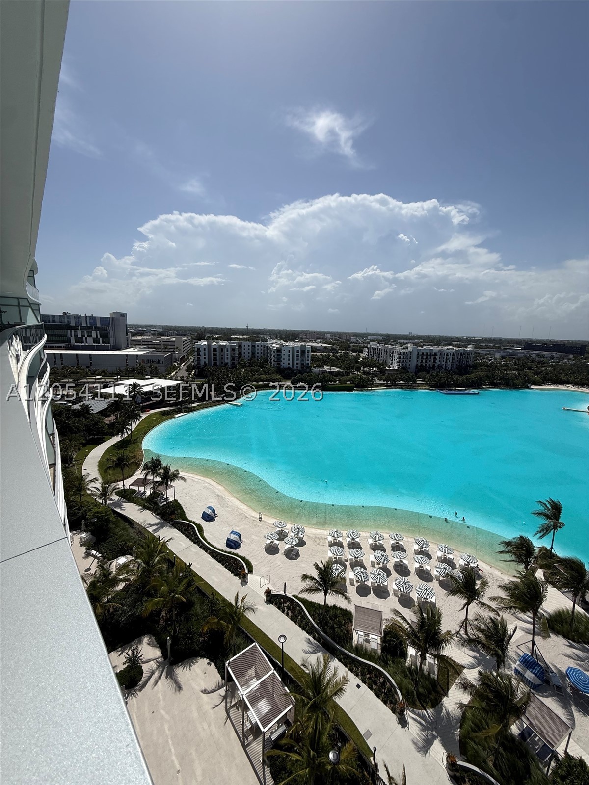 2411 Laguna Cir #910, Miami FL 33181
