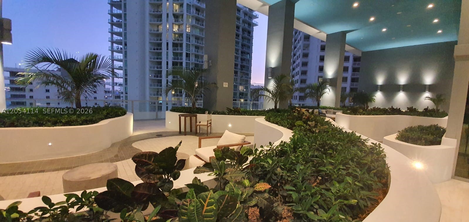 1300 Brickell Bay Dr #1107, Miami FL 33131