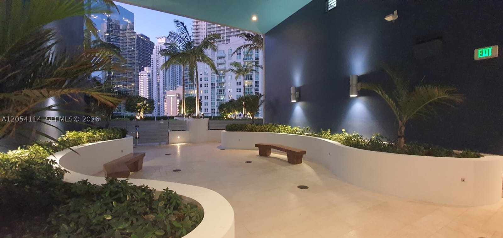 1300 Brickell Bay Dr #1107, Miami FL 33131
