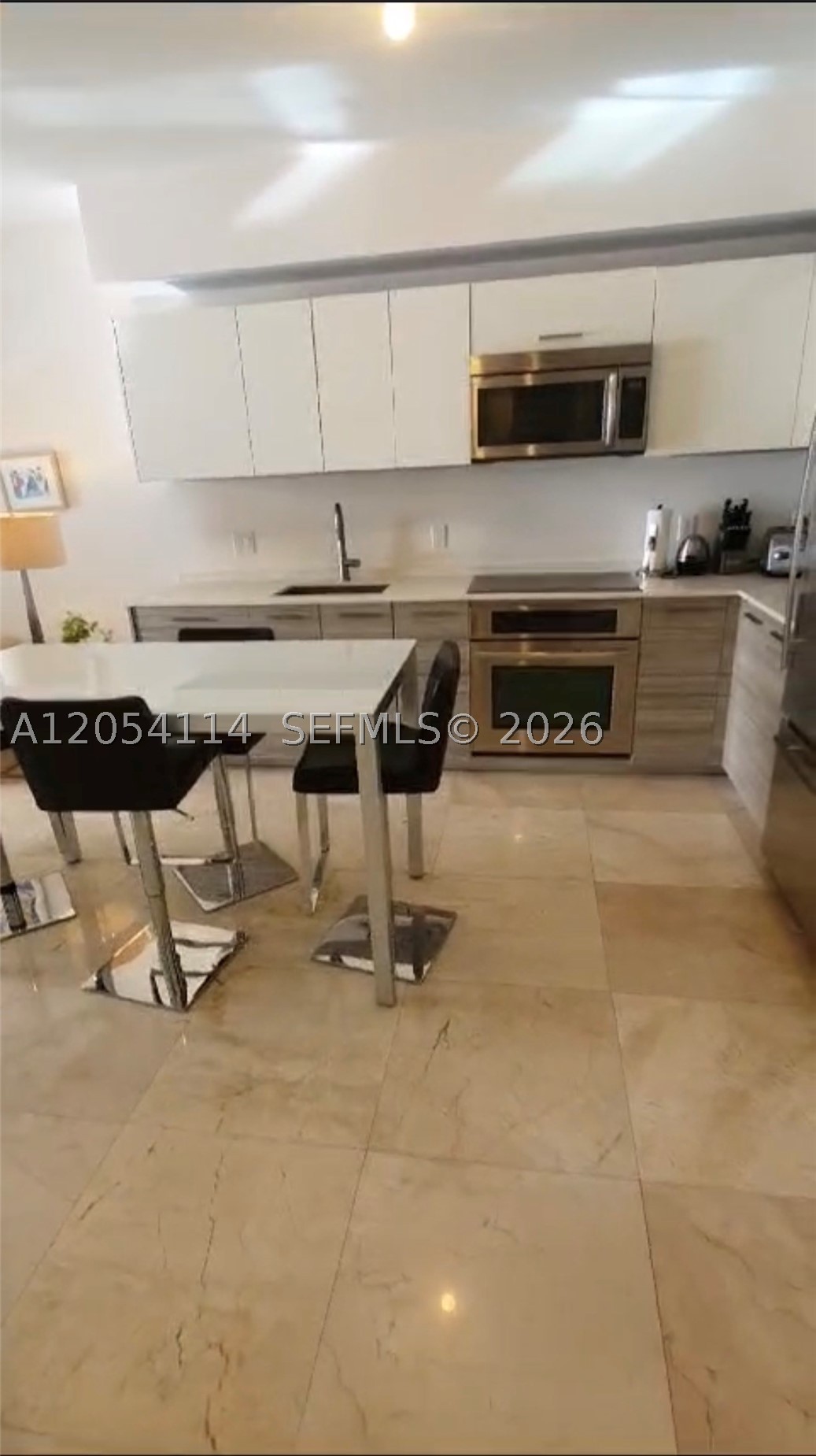 1300 Brickell Bay Dr #1107, Miami FL 33131