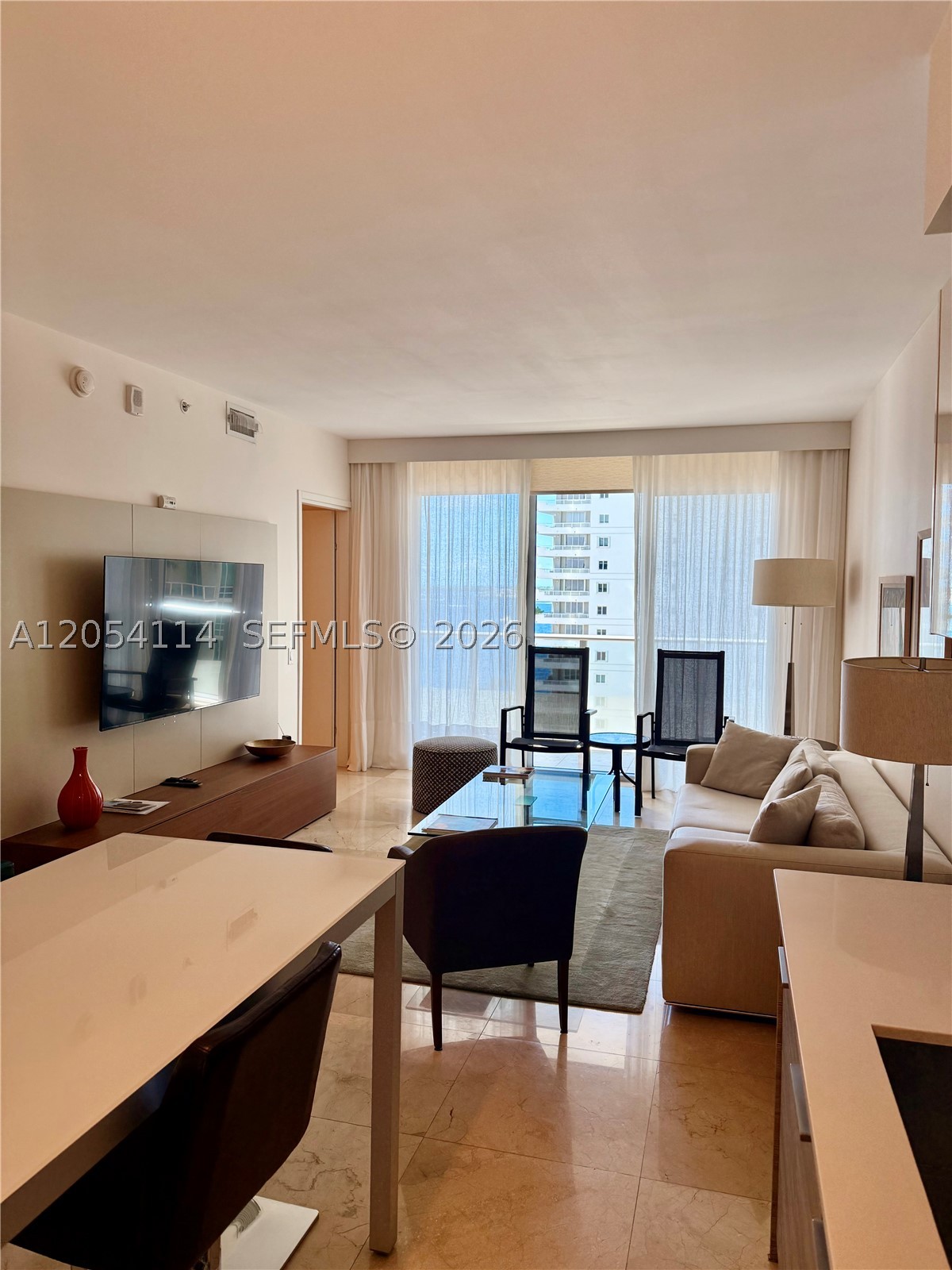 1300 Brickell Bay Dr #1107, Miami FL 33131