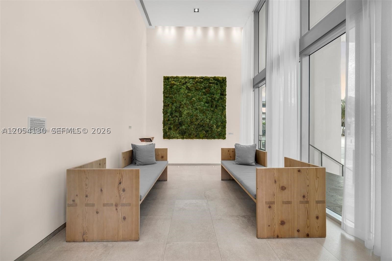 1040 Biscayne Blvd #3802, Miami FL 33132