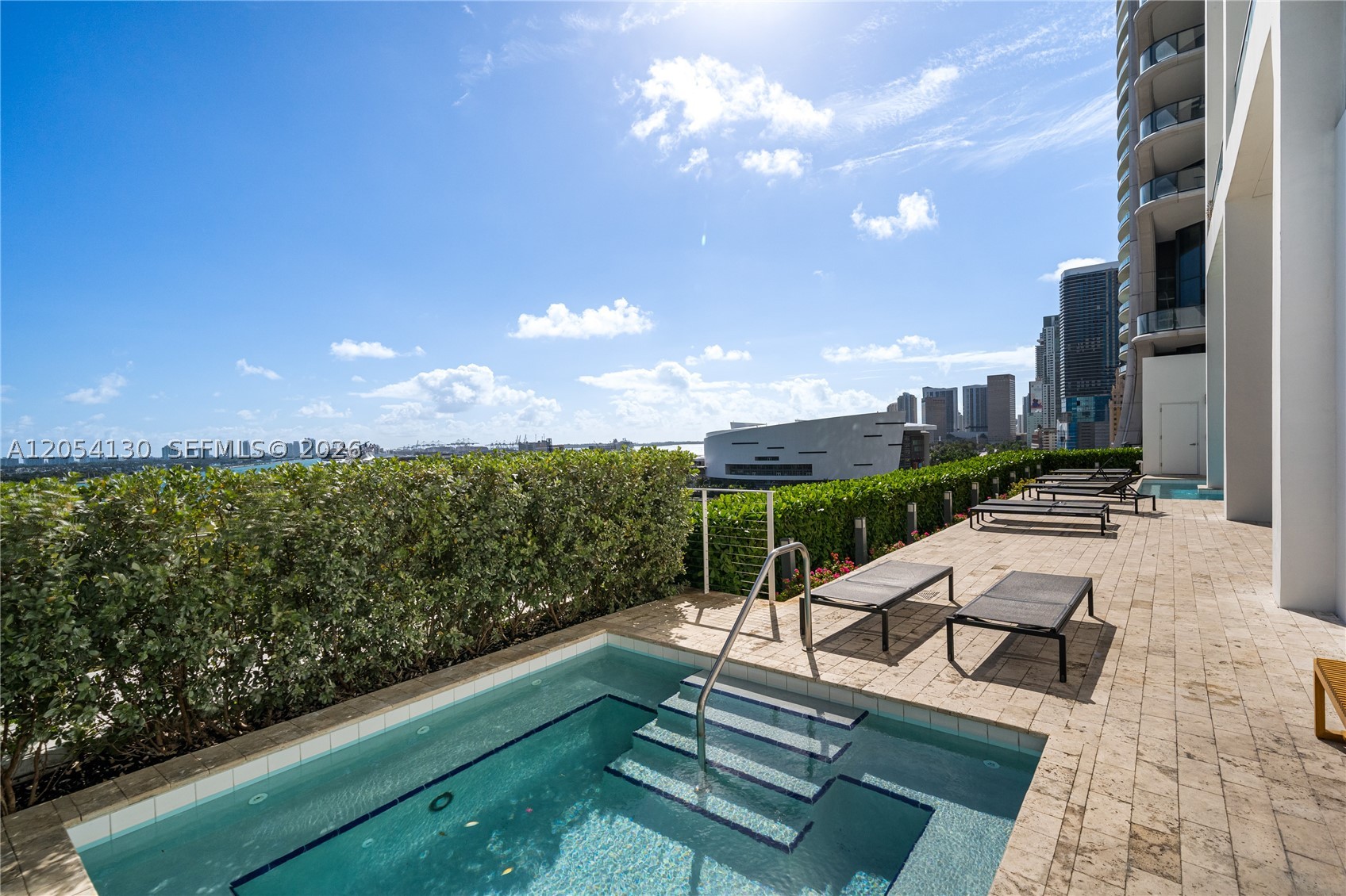 1040 Biscayne Blvd #3802, Miami FL 33132