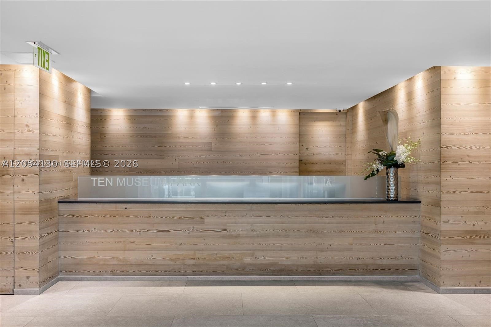 1040 Biscayne Blvd #3802, Miami FL 33132