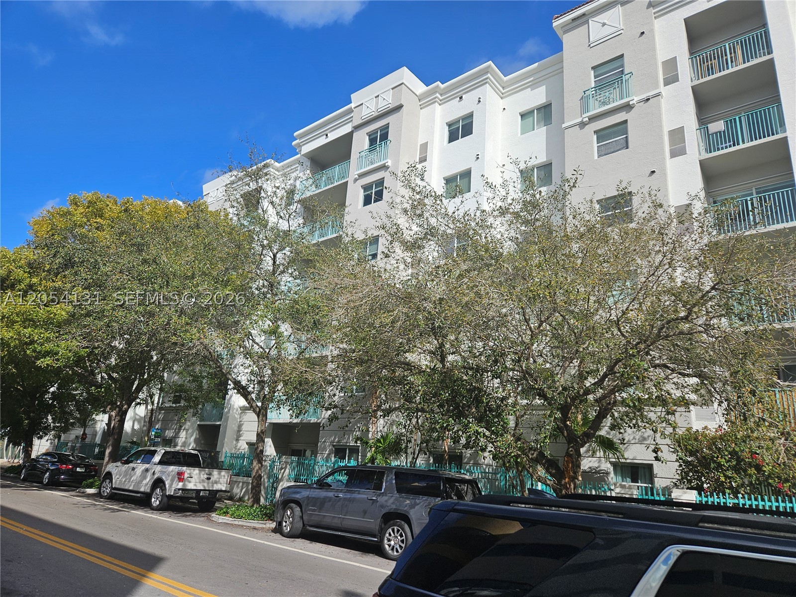 6001 SW 70th St #655, South Miami FL 33143