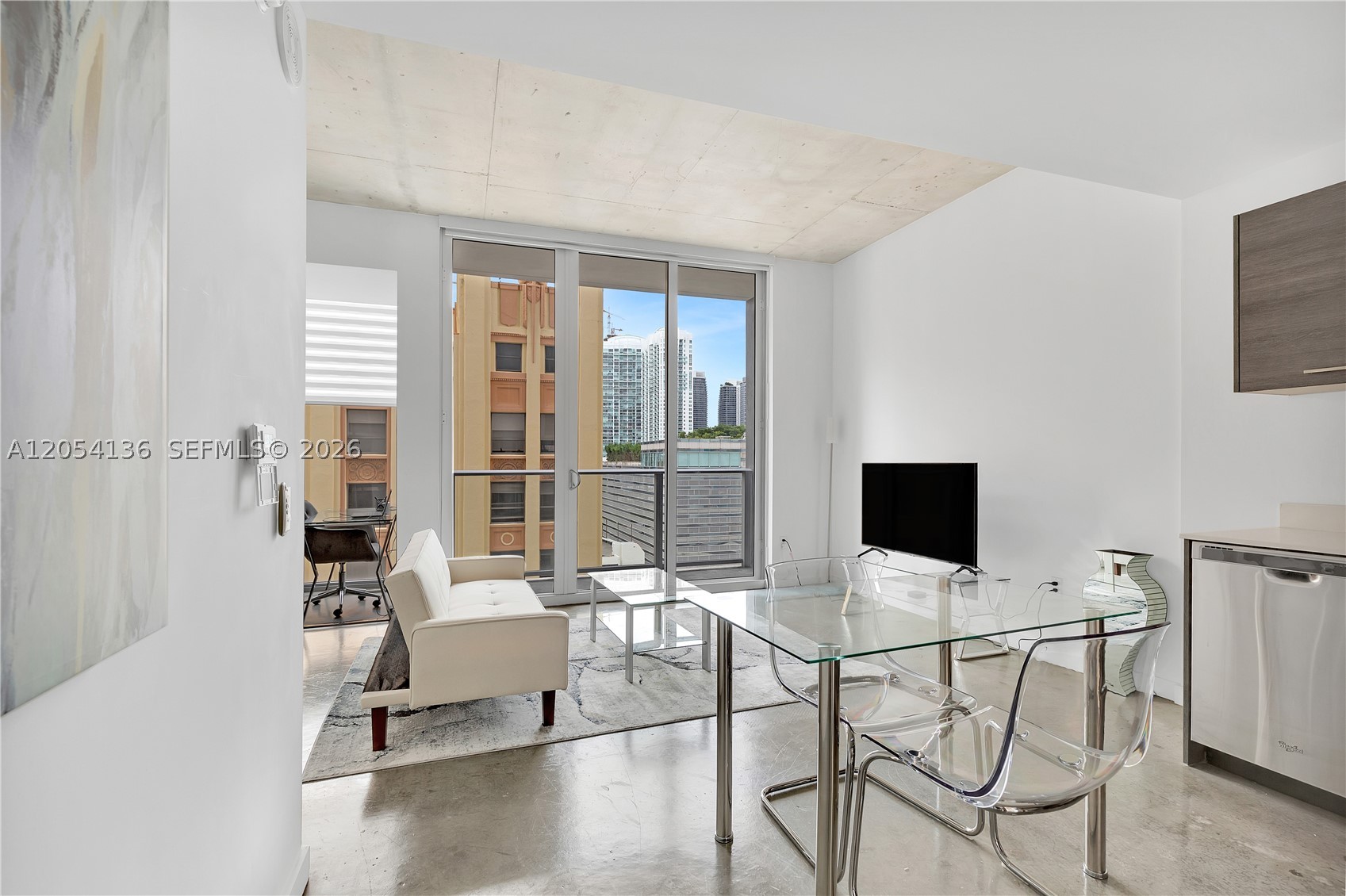151 SE 1st St #1107, Miami FL 33131