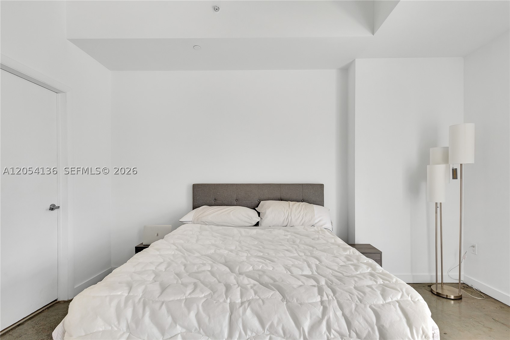 151 SE 1st St #1107, Miami FL 33131