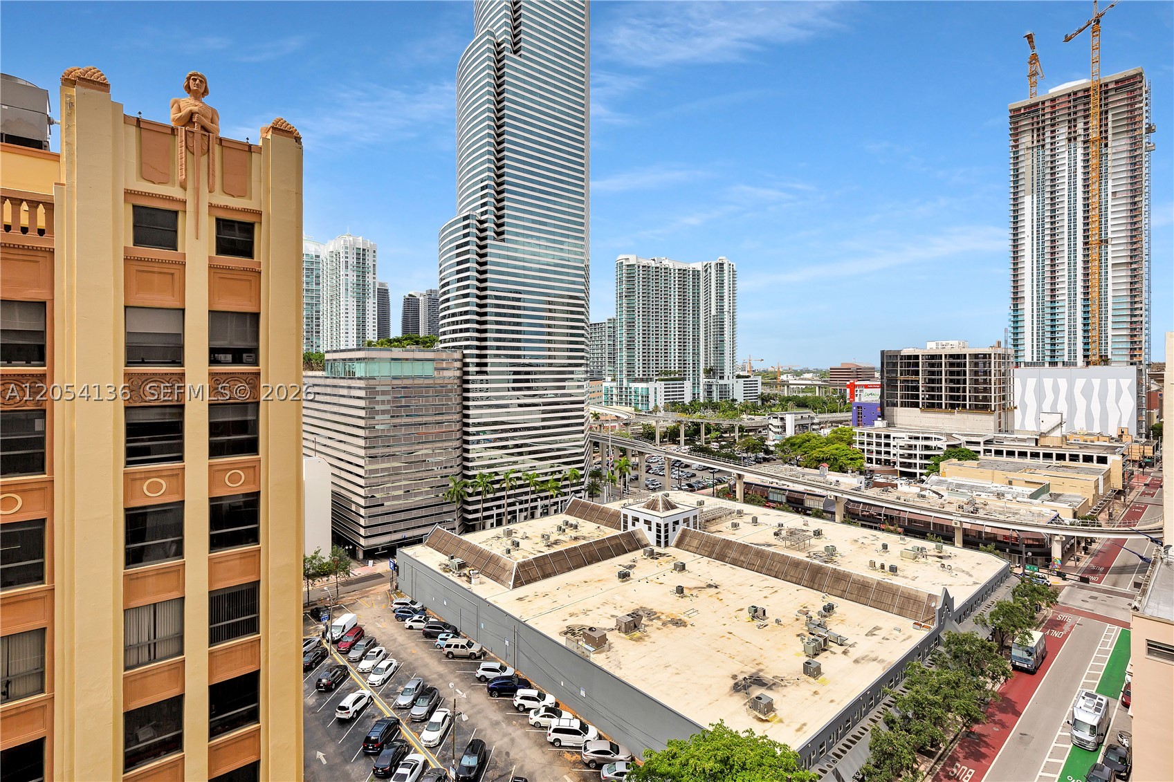 151 SE 1st St #1107, Miami FL 33131