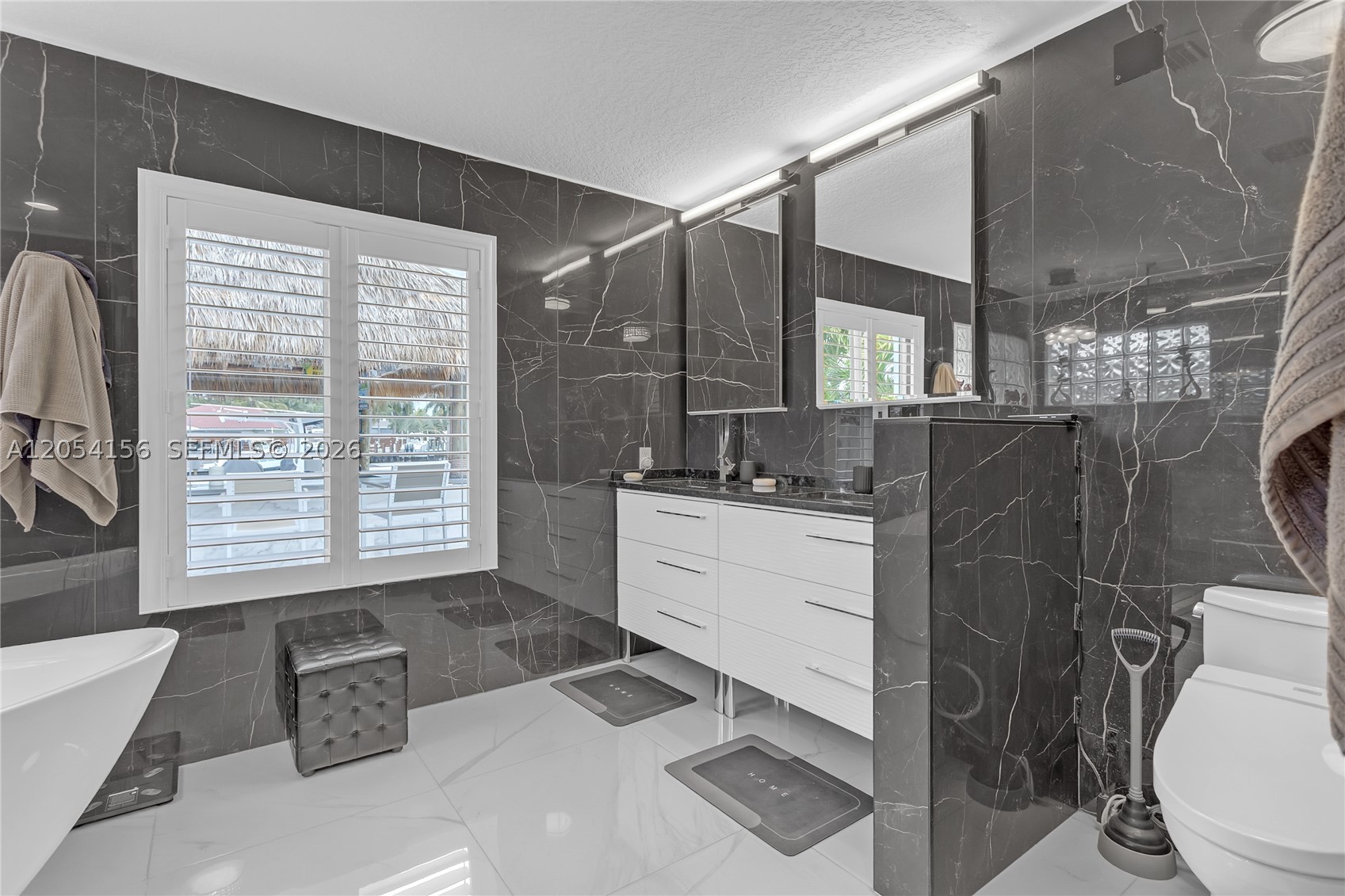 2920 NE 55th Pl, Fort Lauderdale FL 33308
