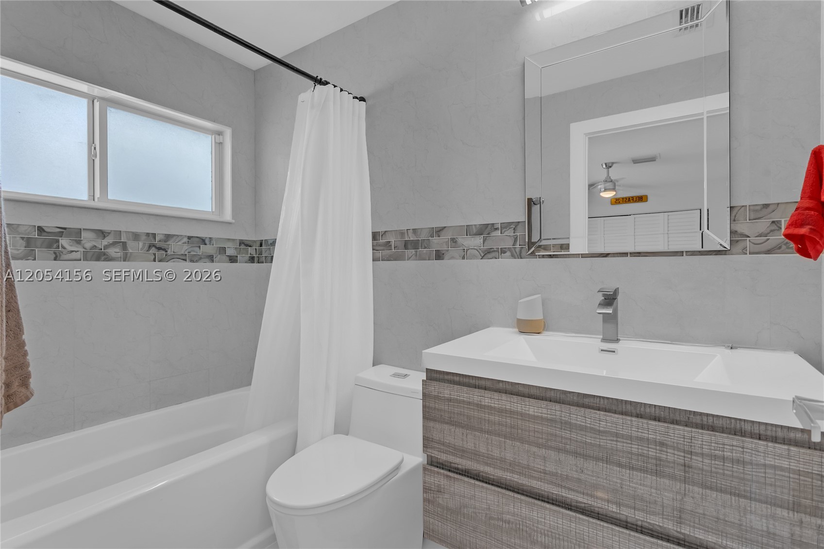 2920 NE 55th Pl, Fort Lauderdale FL 33308