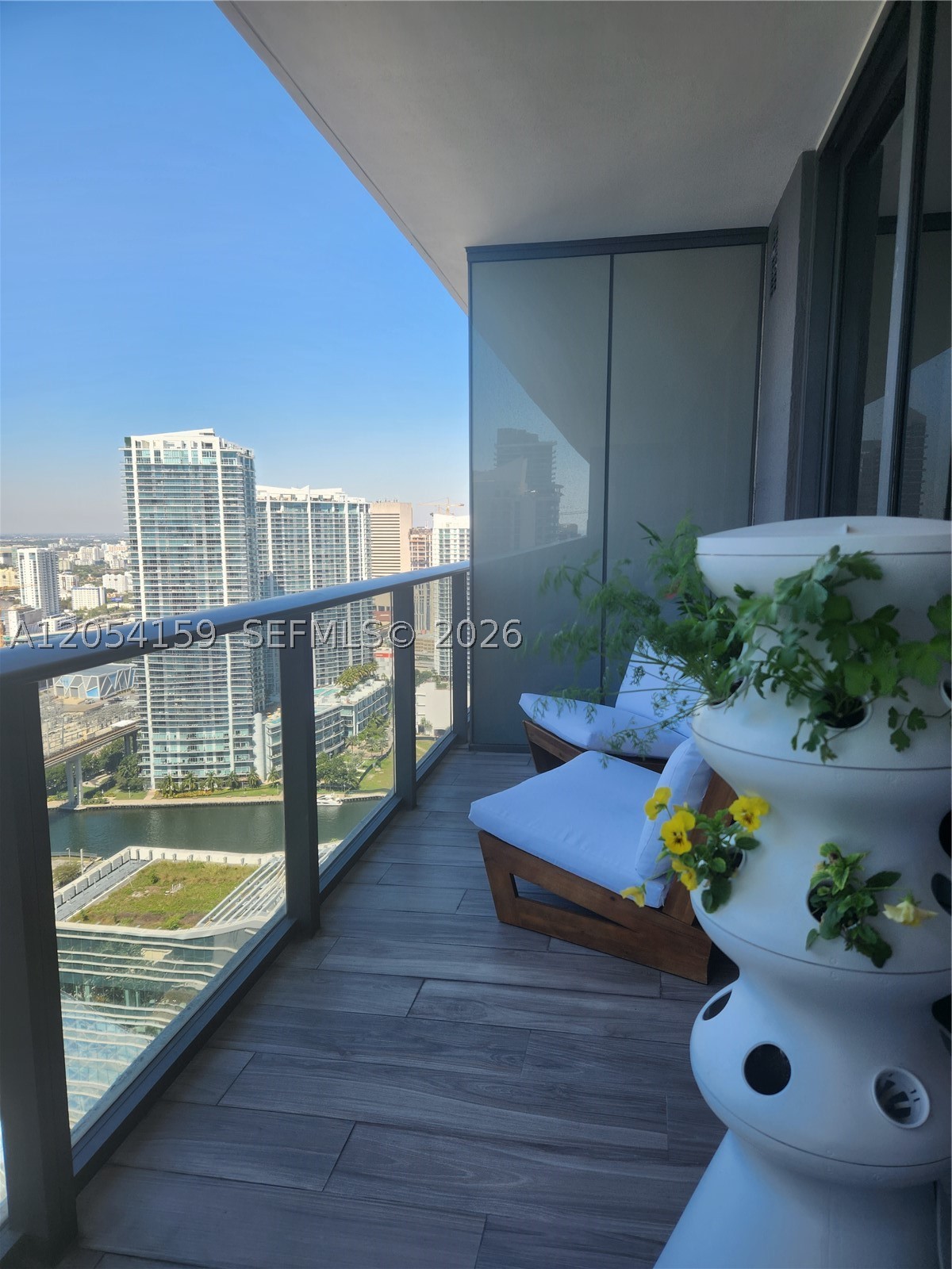 801 S Miami Ave #3810, Miami FL 33131