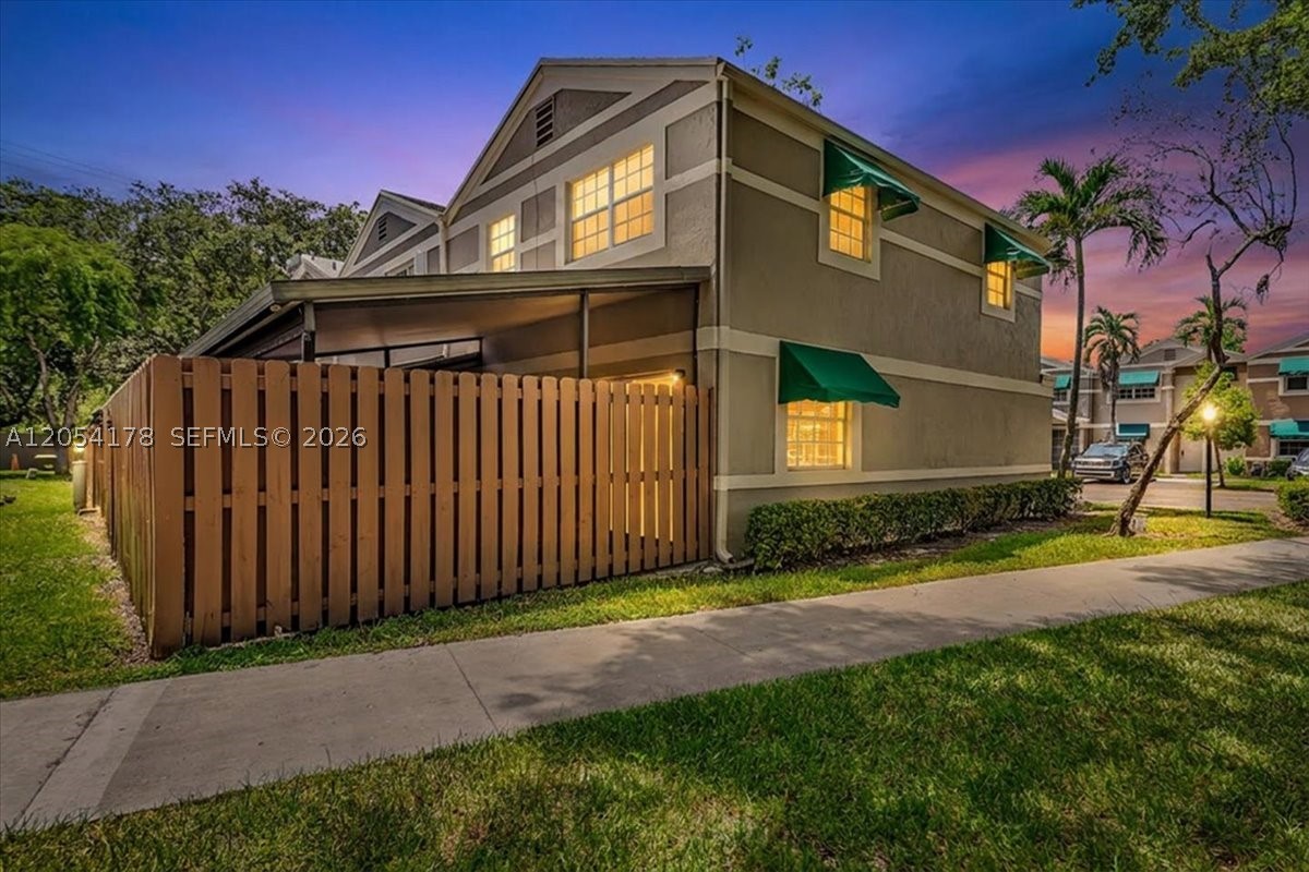 12370 SW 52nd St #0, Cooper City FL 33330