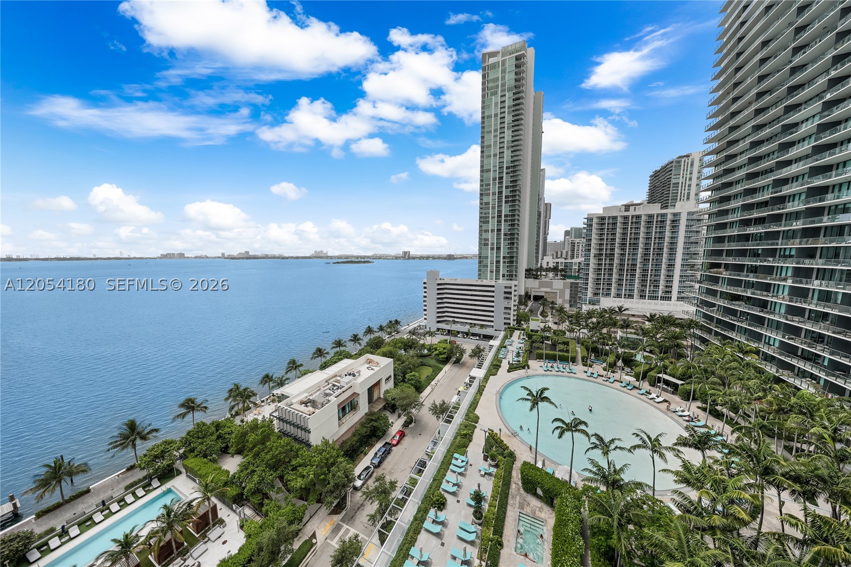 650 NE 32nd St #1507, Miami FL 33137