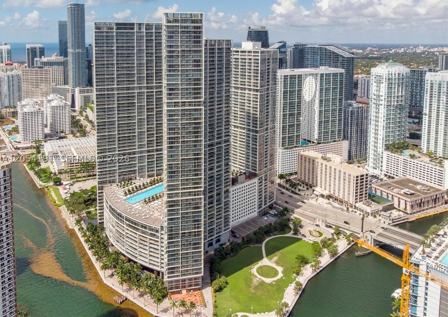 495 BRICKELL AV #4208, Miami FL 33131