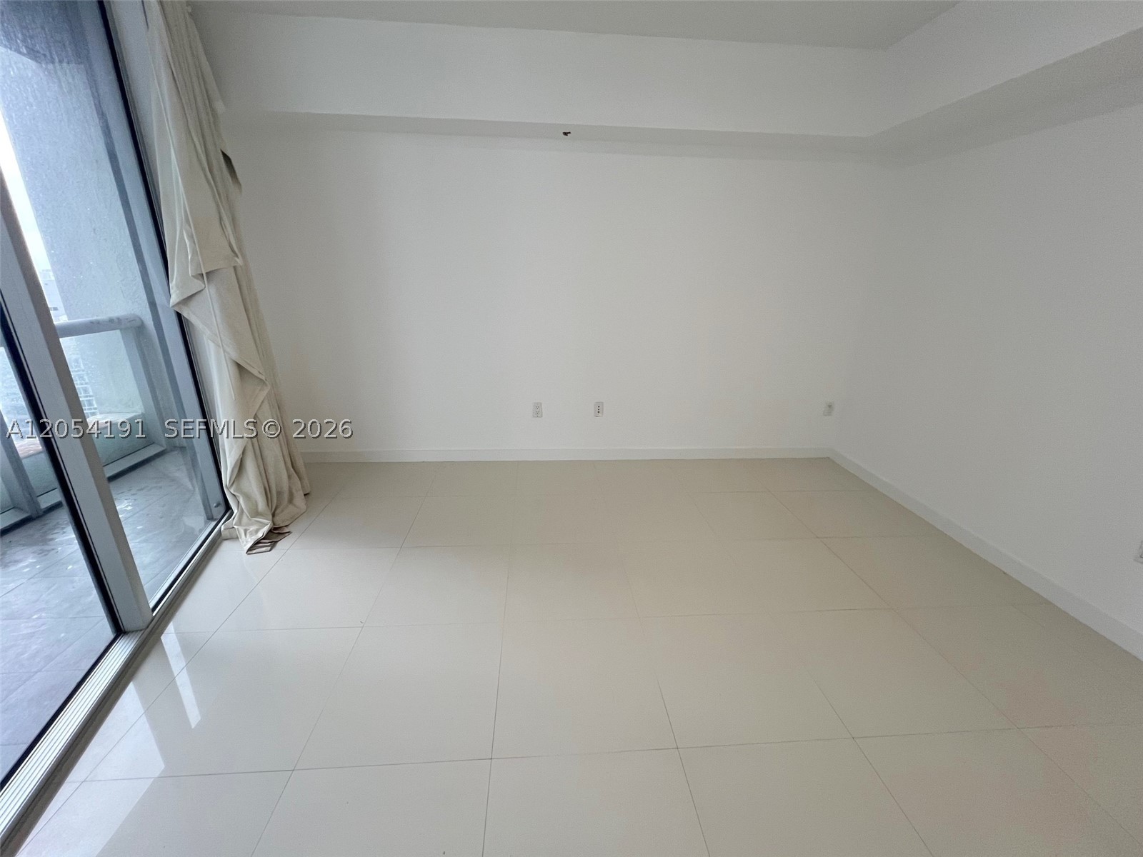 495 BRICKELL AV #4208, Miami FL 33131