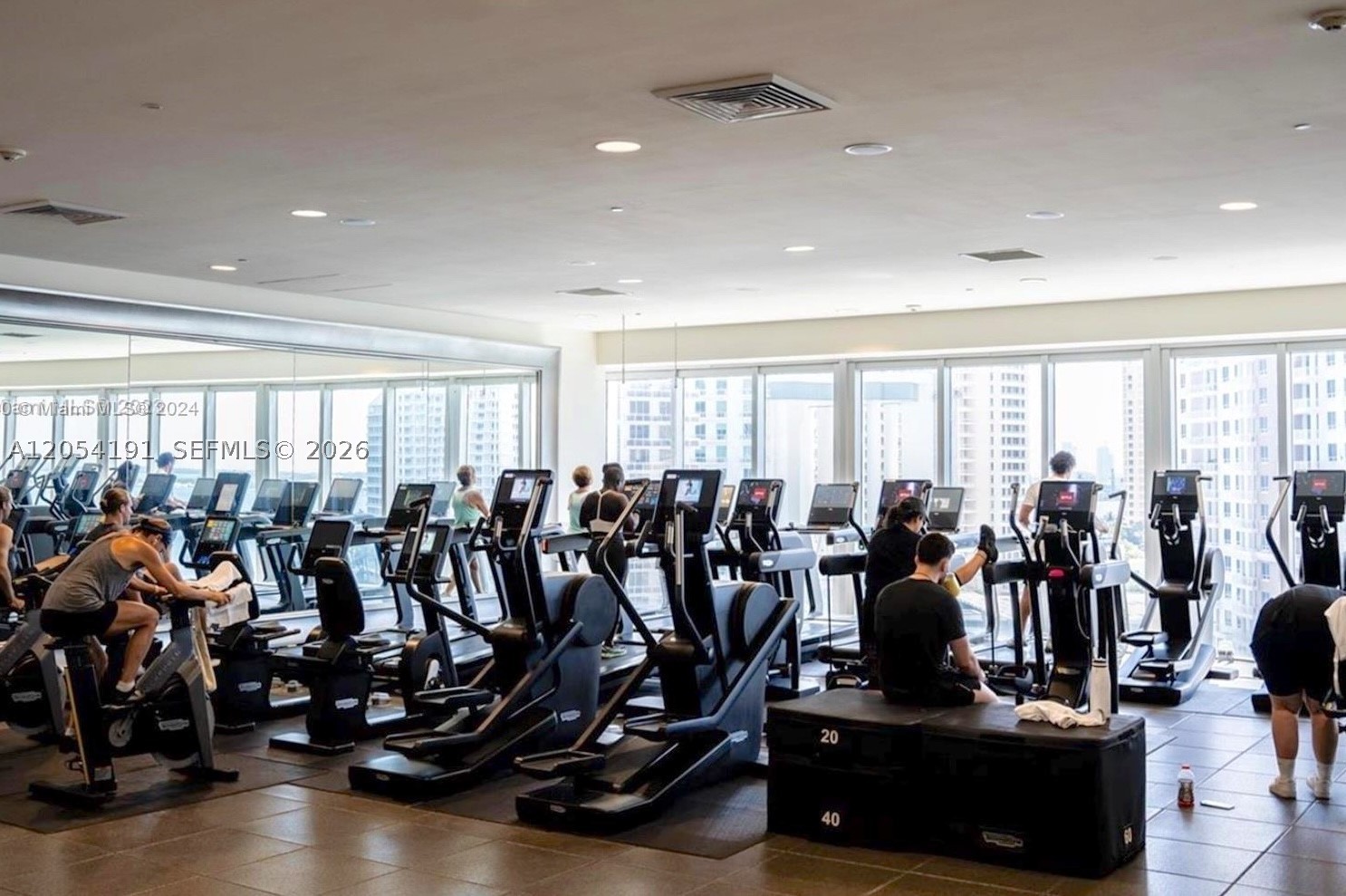 495 BRICKELL AV #4208, Miami FL 33131