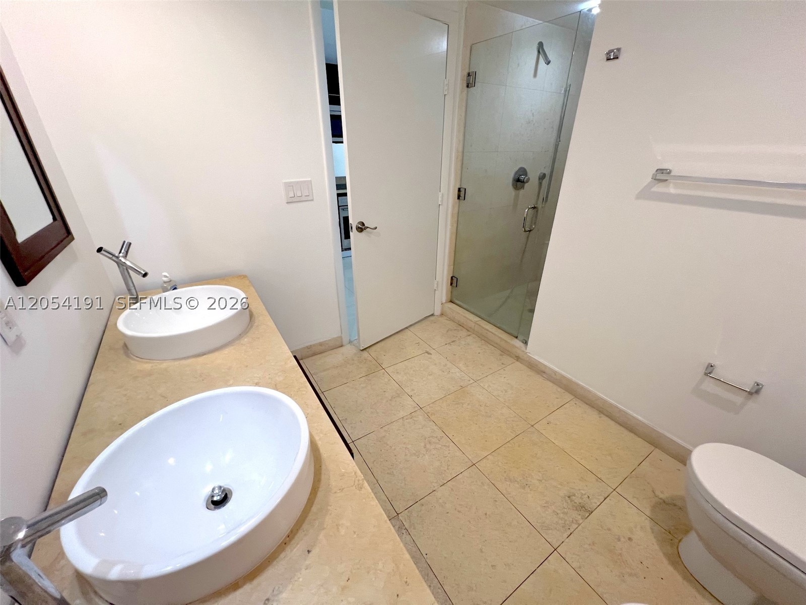 495 BRICKELL AV #4208, Miami FL 33131