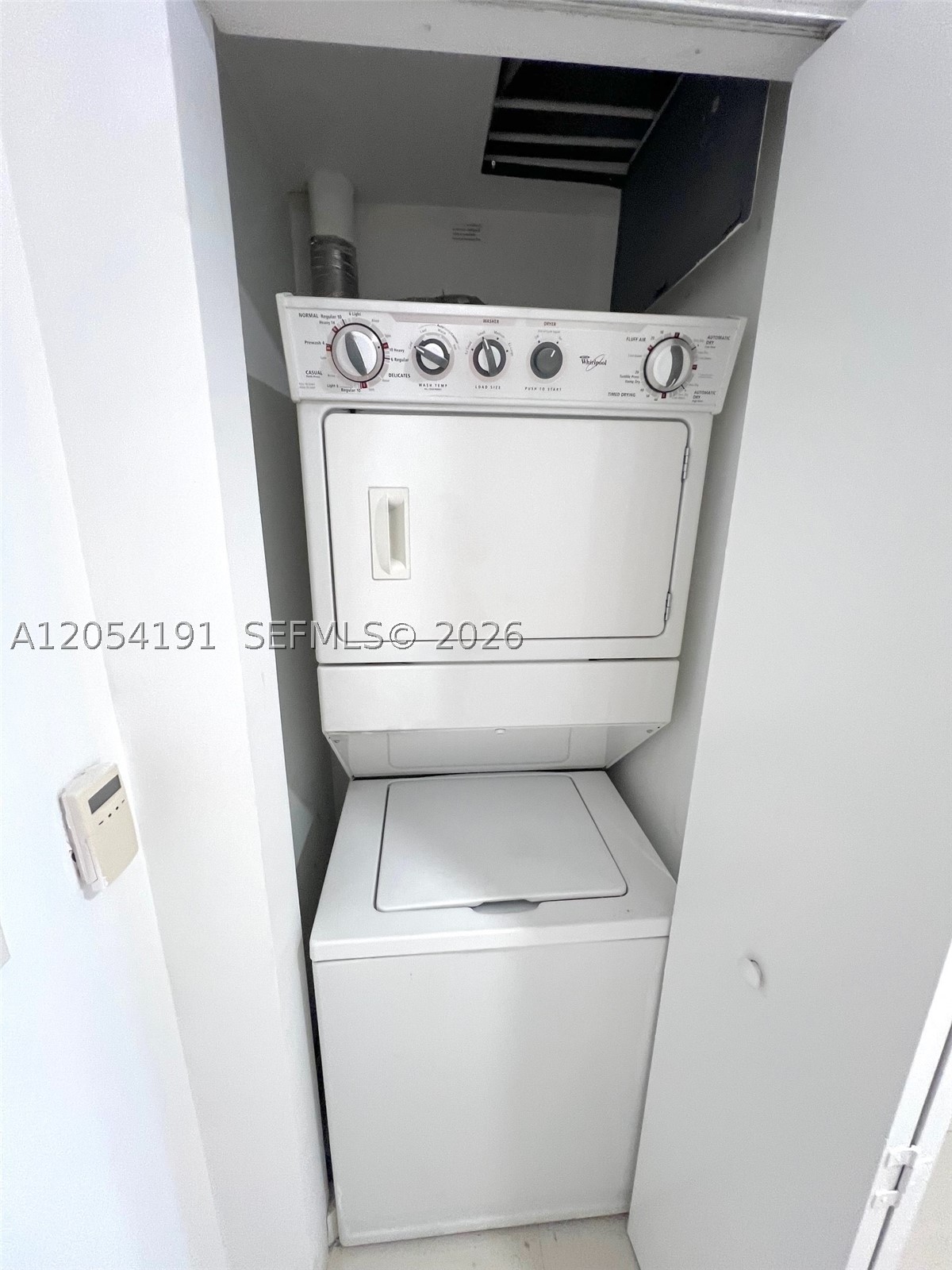 495 BRICKELL AV #4208, Miami FL 33131