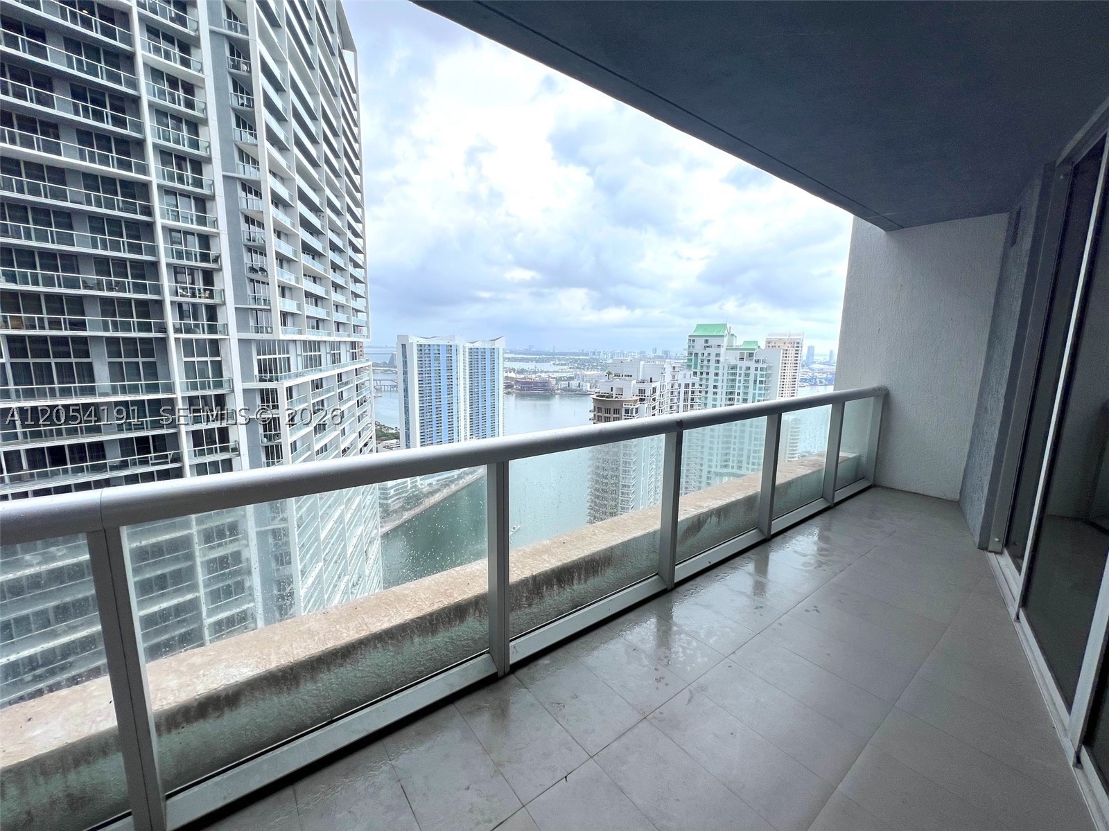 495 BRICKELL AV #4208, Miami FL 33131