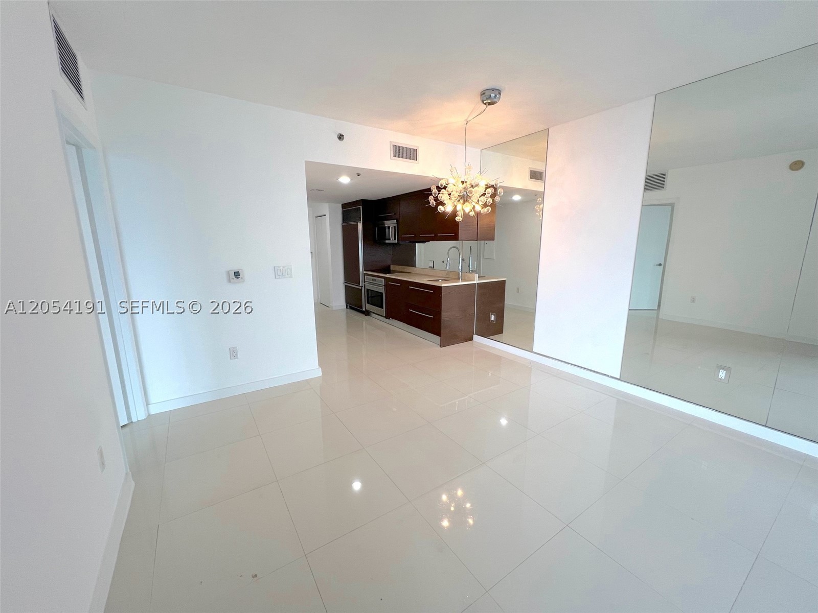 495 BRICKELL AV #4208, Miami FL 33131
