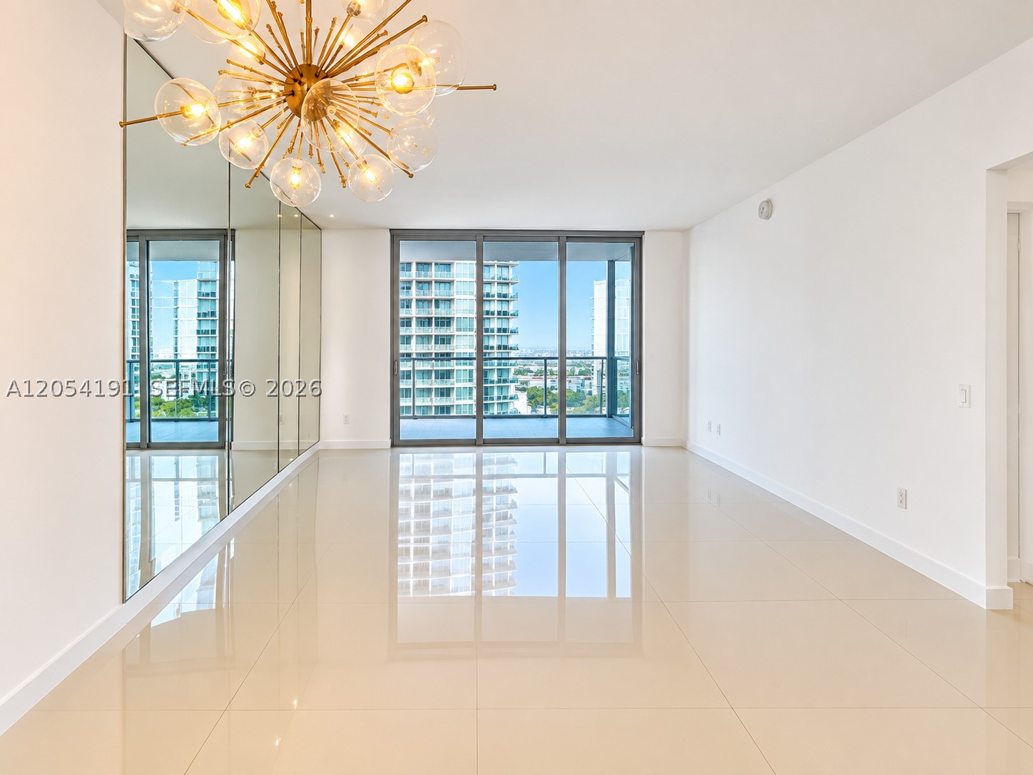 495 BRICKELL AV #4208, Miami FL 33131
