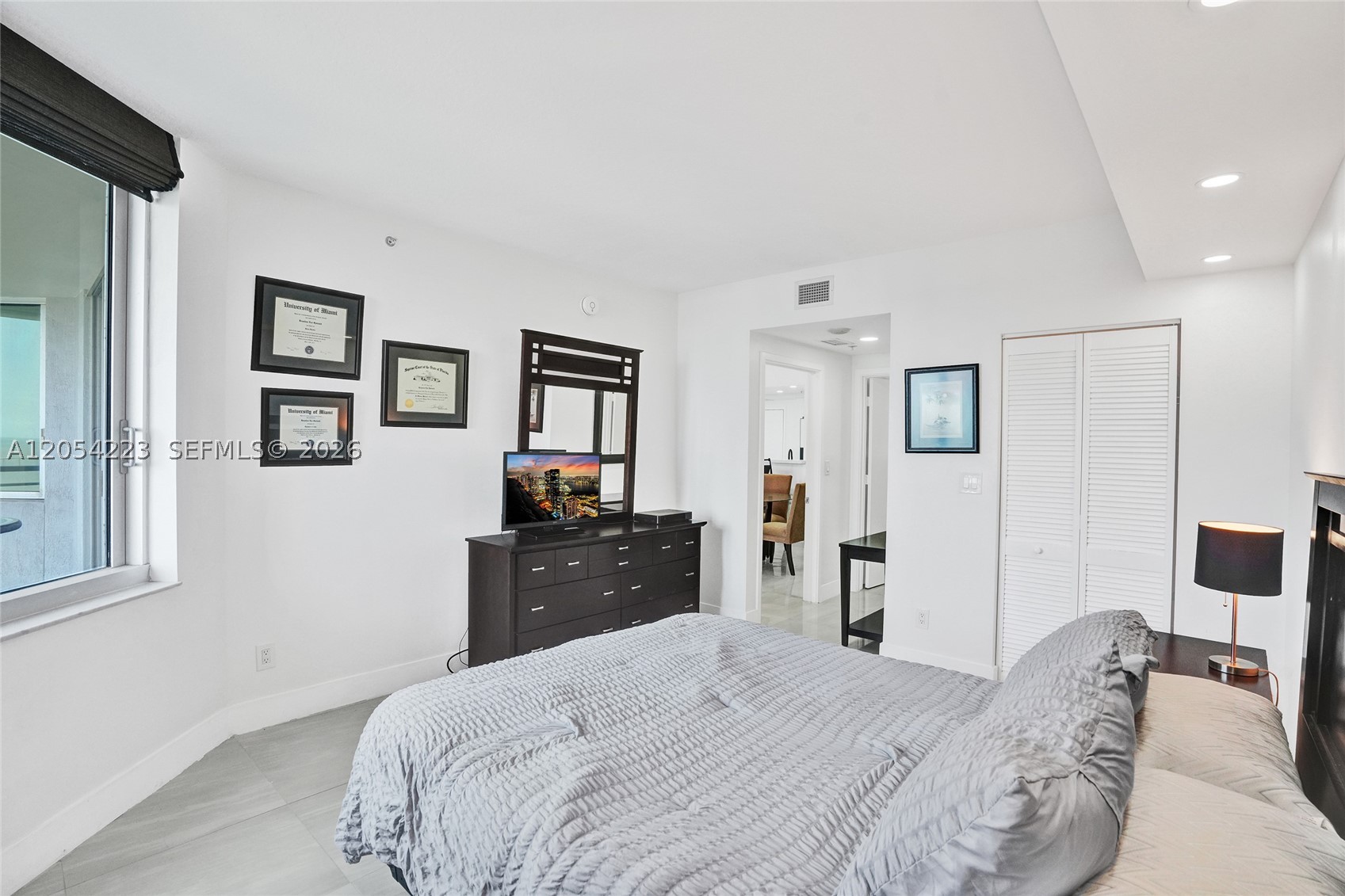 335 S Biscayne Blvd #3807, Miami FL 33131
