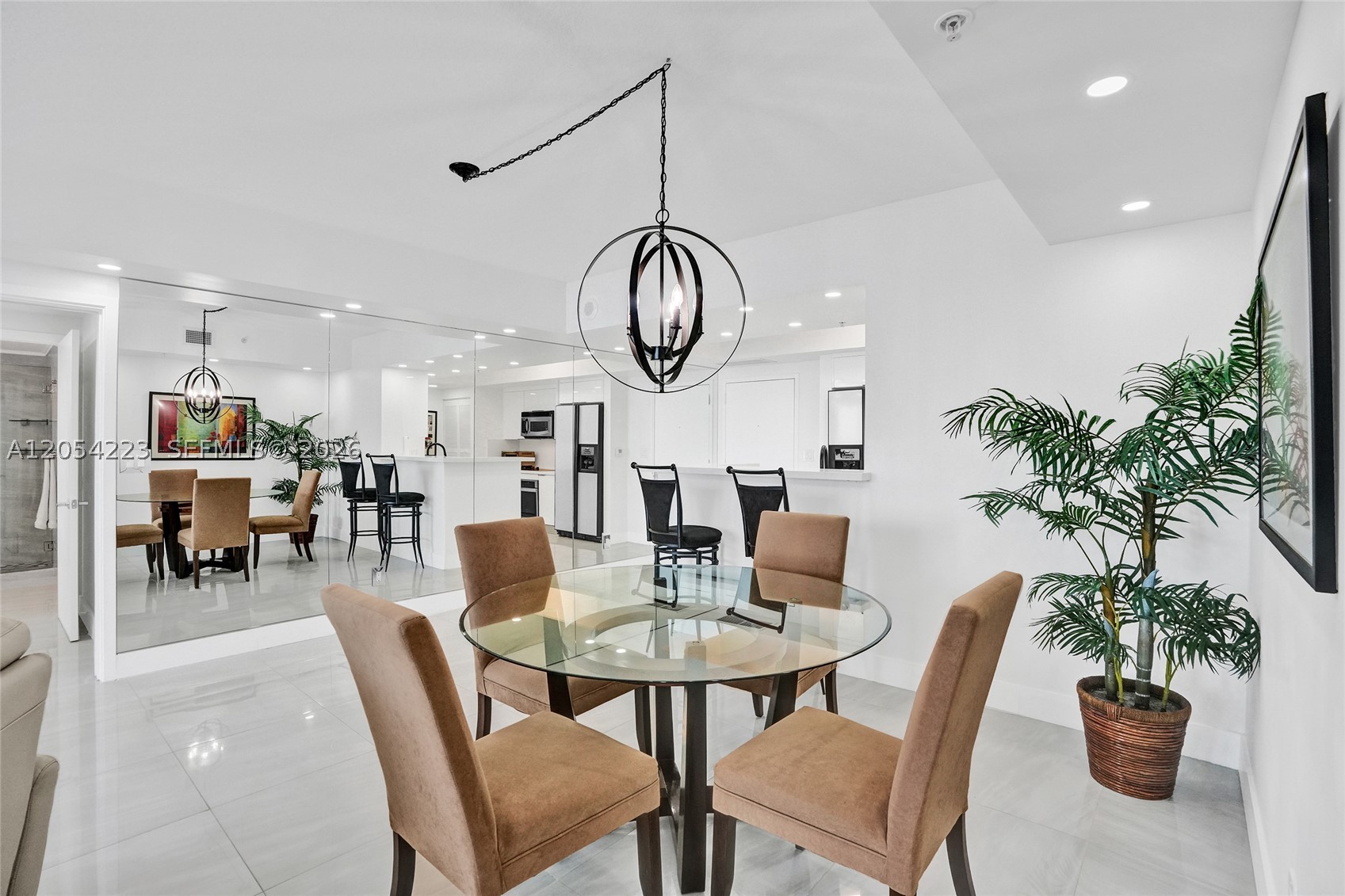 335 S Biscayne Blvd #3807, Miami FL 33131