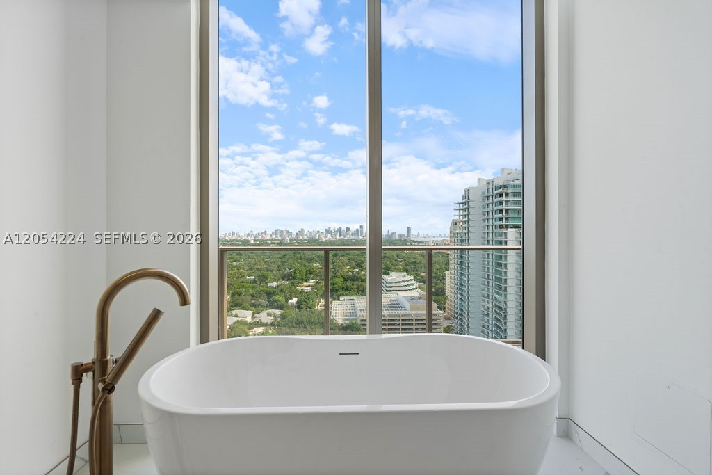 2678 Tigertail Ave #PH1, Miami FL 33133