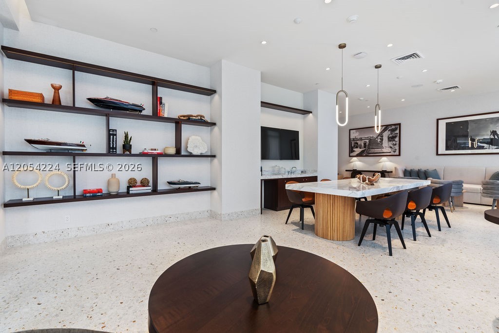 2678 Tigertail Ave #PH1, Miami FL 33133