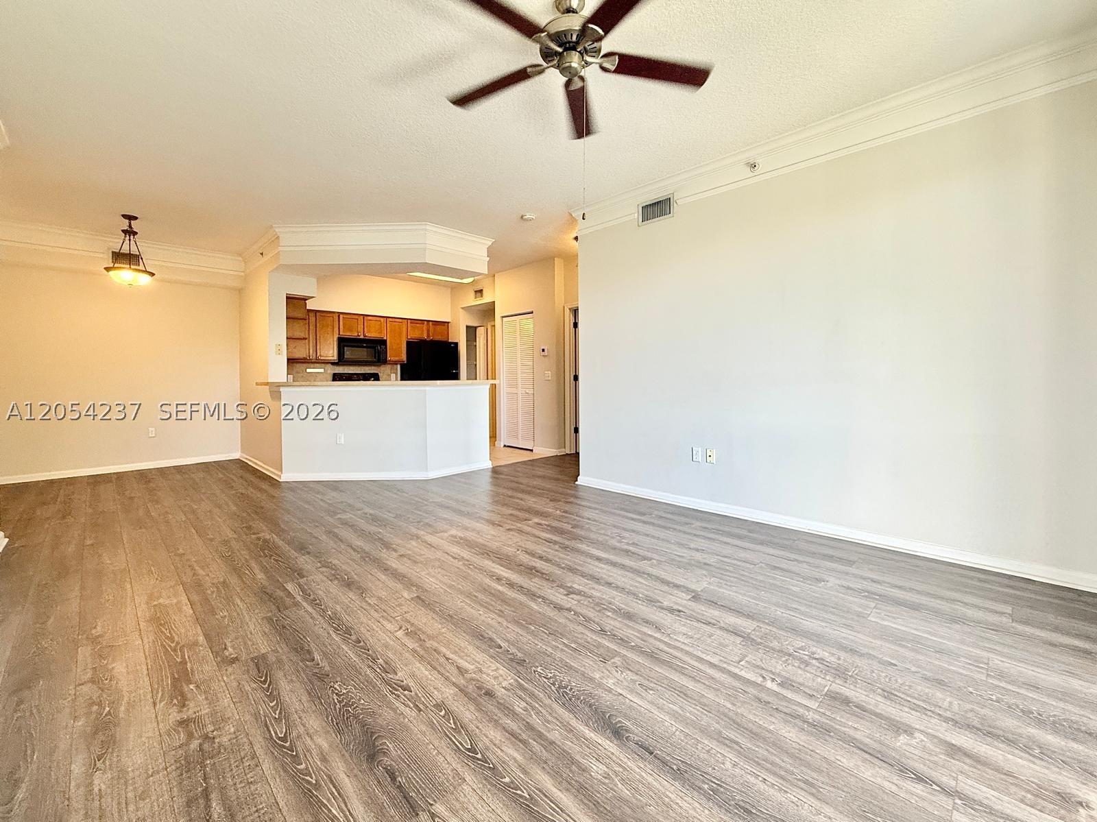 9208 W Myrtlewood Cir W #208, Palm Beach Gardens FL 33418