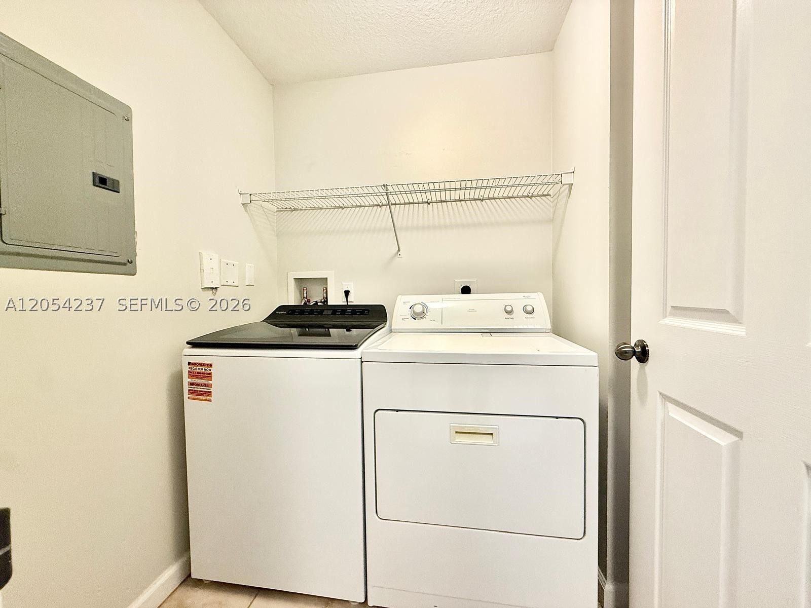 9208 W Myrtlewood Cir W #208, Palm Beach Gardens FL 33418