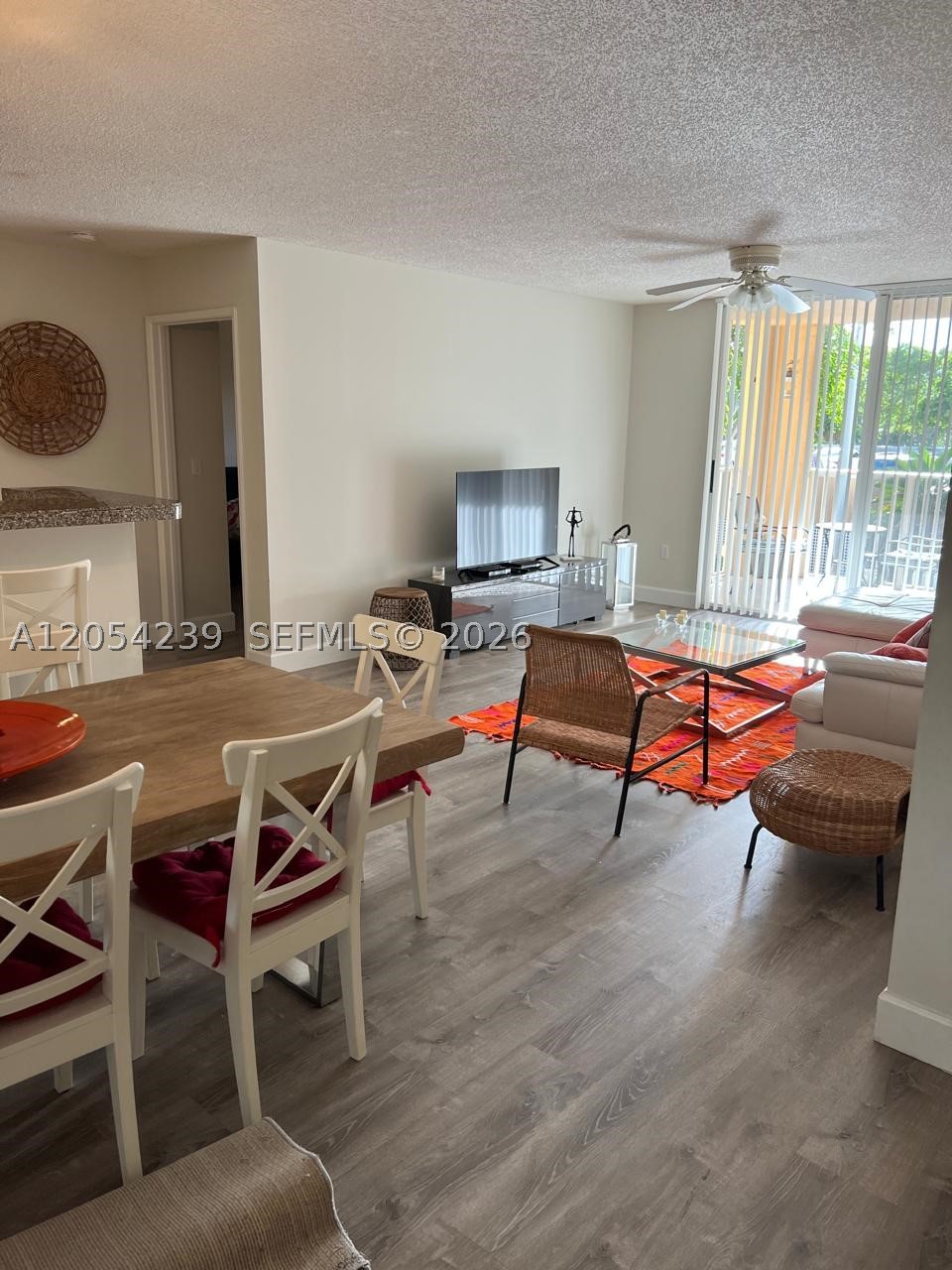 19901 E Country Club Dr #2207, Aventura FL 33180