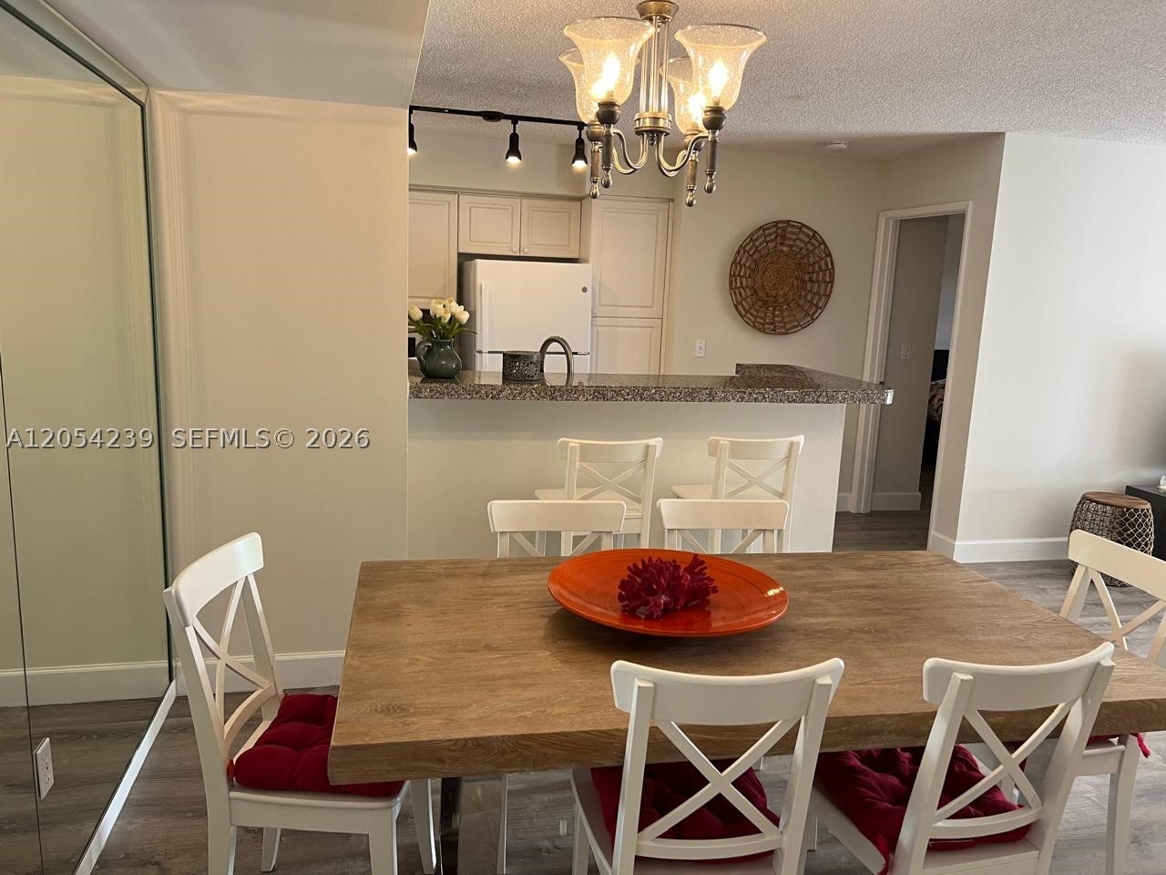 19901 E Country Club Dr #2207, Aventura FL 33180