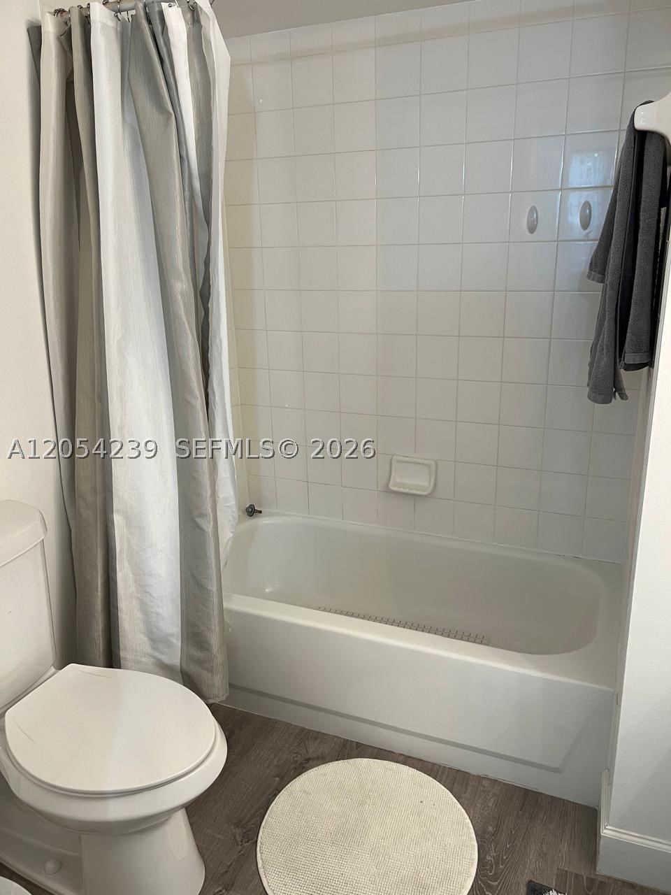 19901 E Country Club Dr #2207, Aventura FL 33180