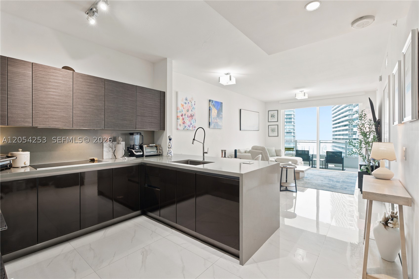 1080 Brickell Ave #1607, Miami FL 33131