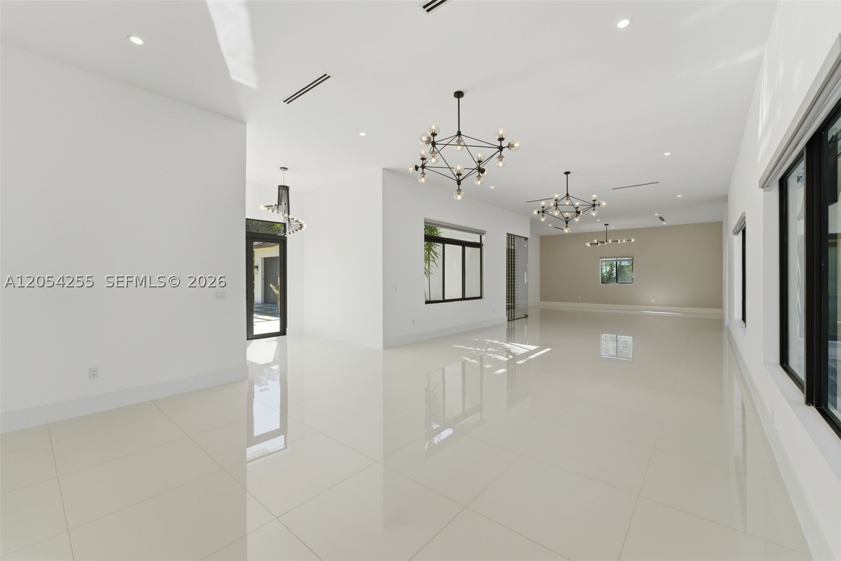 10005 SW 66th St, Miami FL 33173