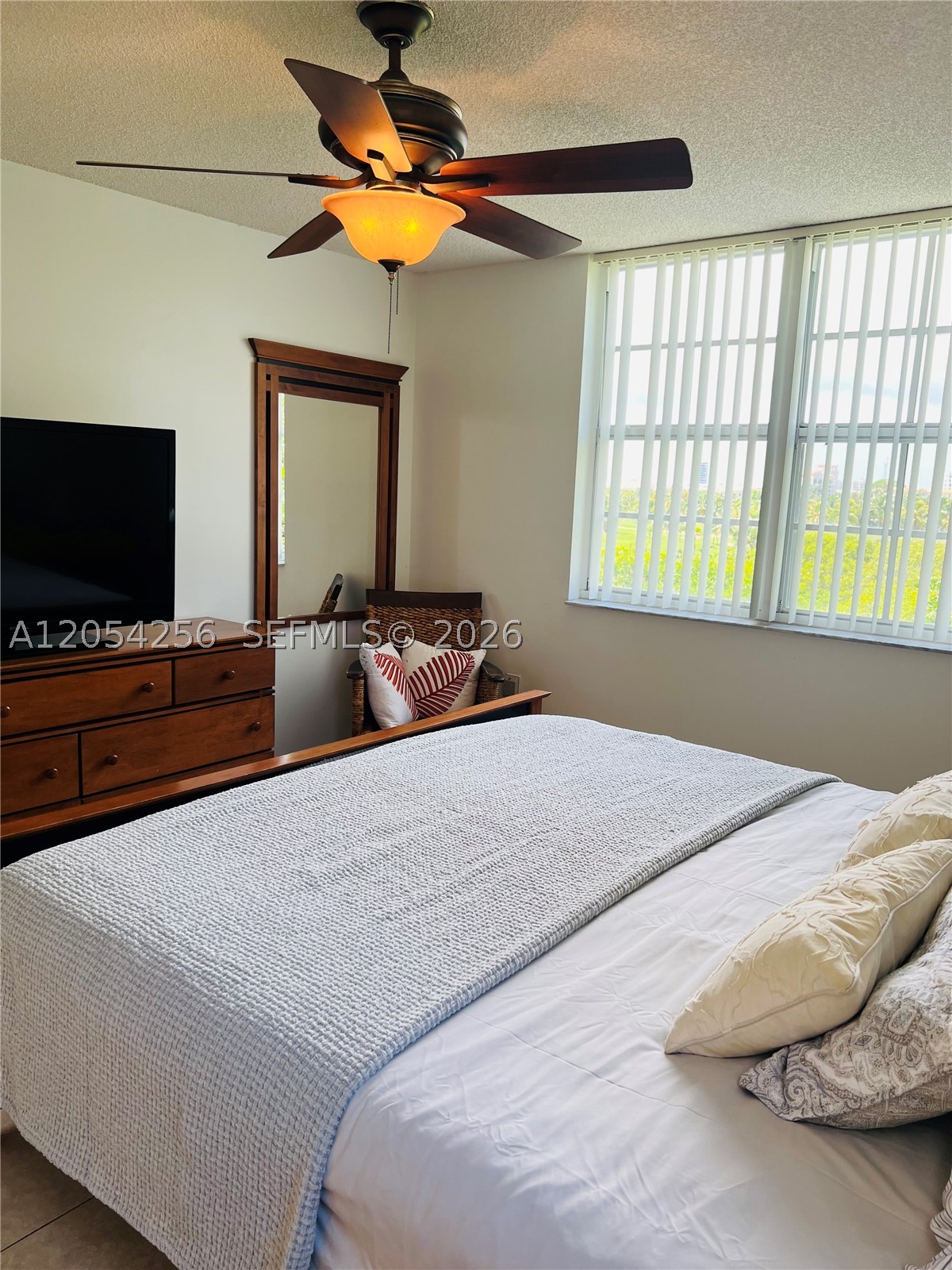 19801 E Country Club Dr #4601, Aventura FL 33180