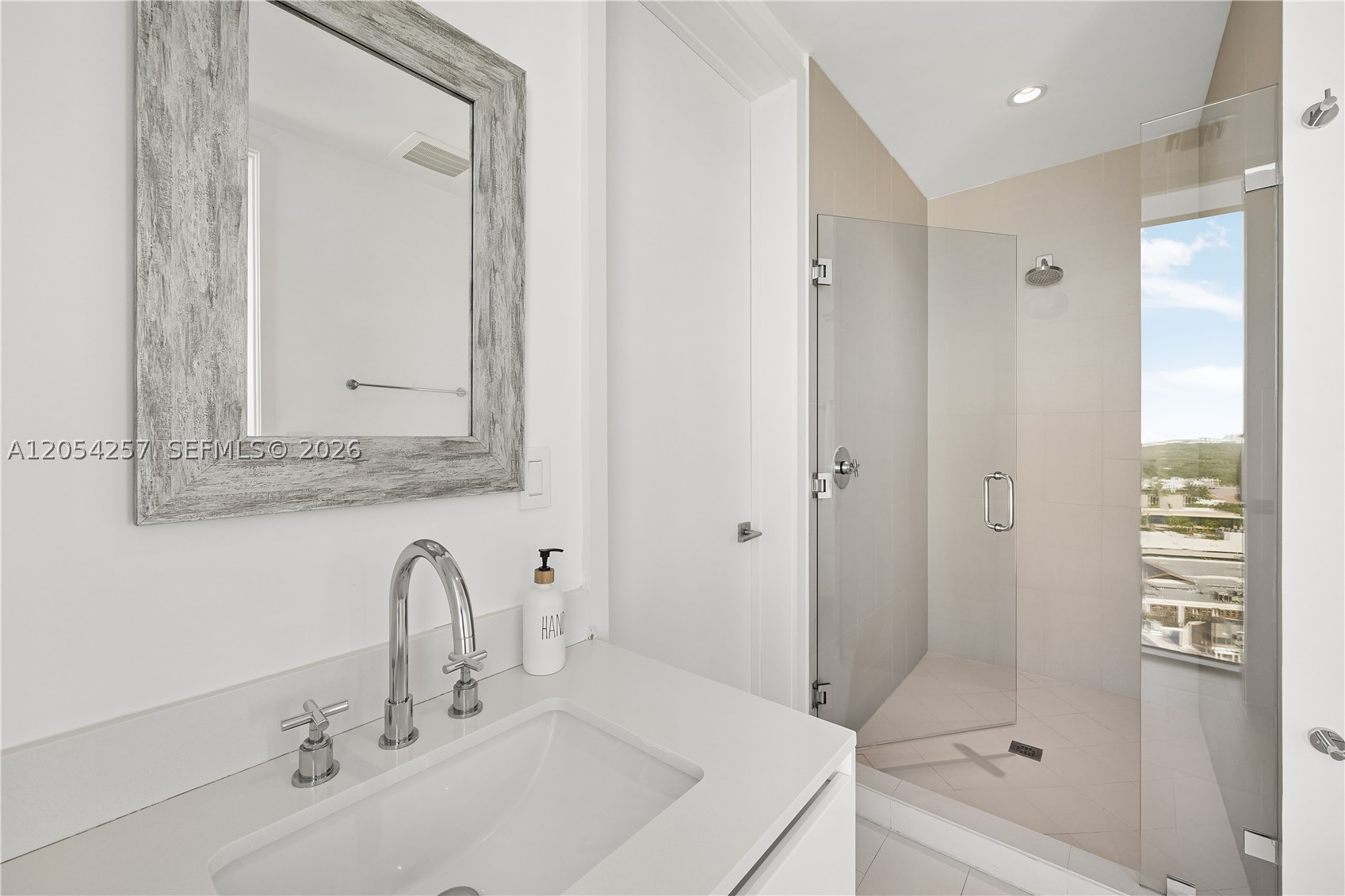 2831 S Bayshore Dr #1701, Coconut Grove FL 33133